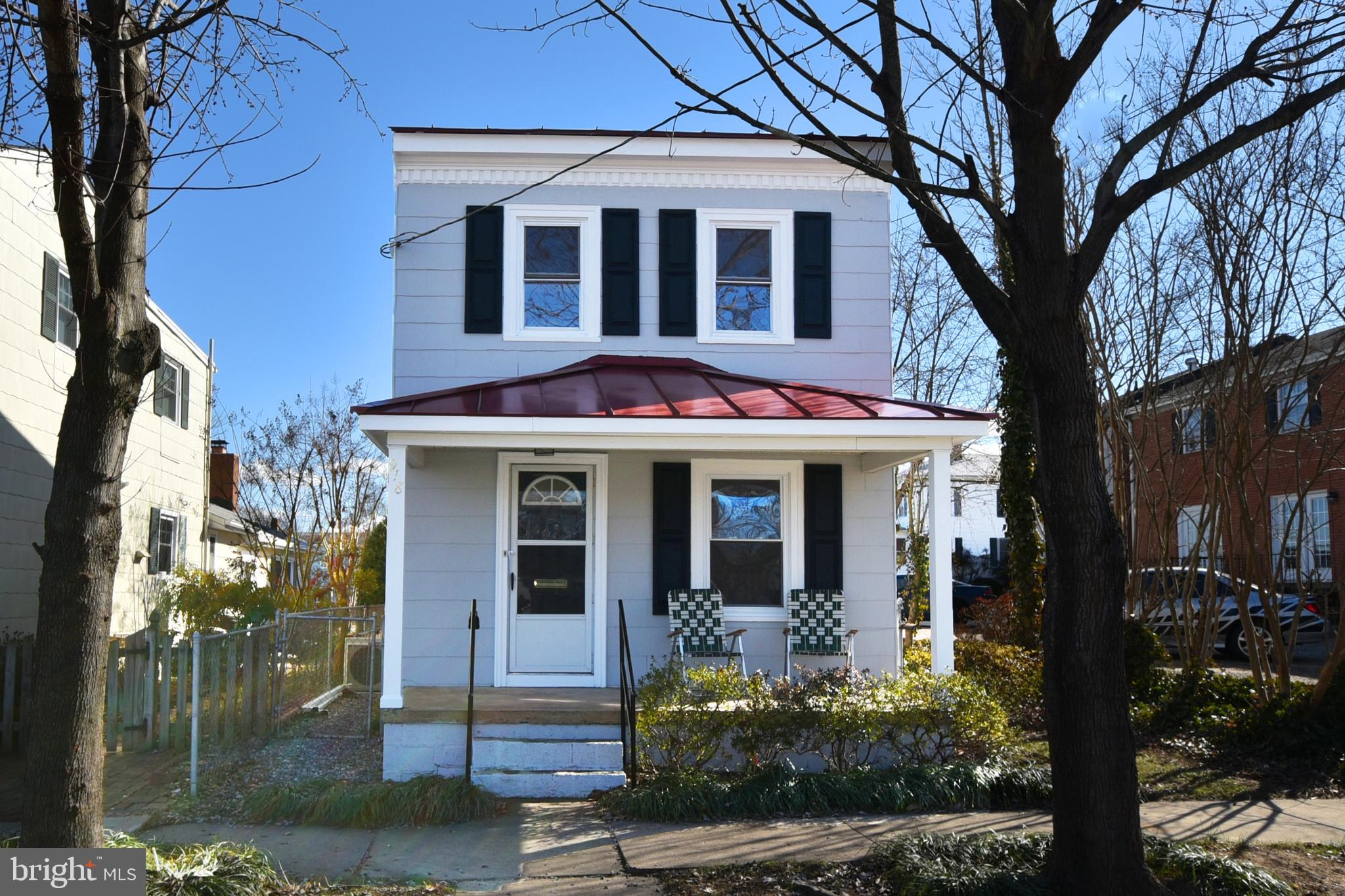 DOWNTOWN FREDERICKSBURG - Residential Lease