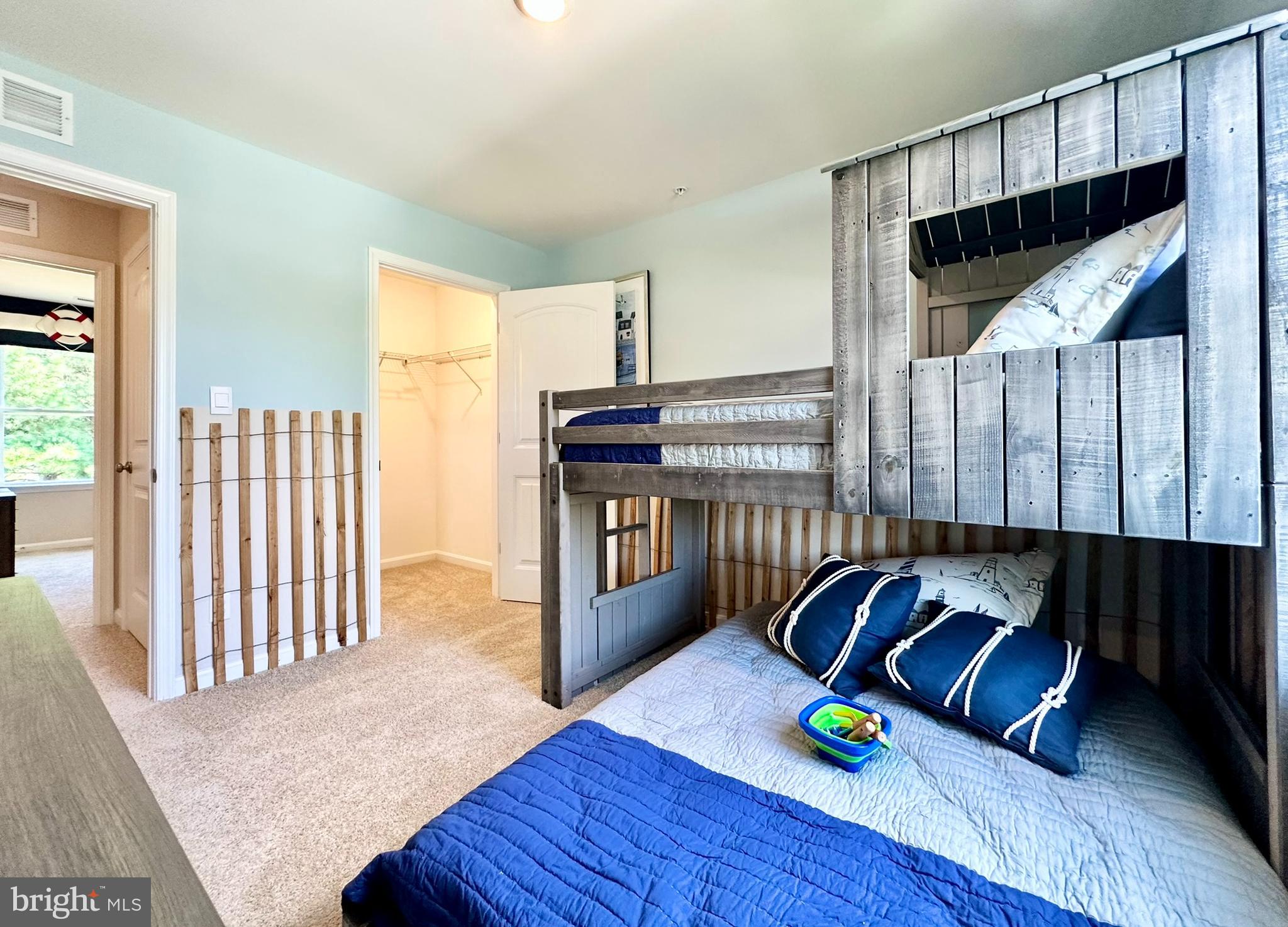 THE GRANARY AT DRAPER FARM - Residential