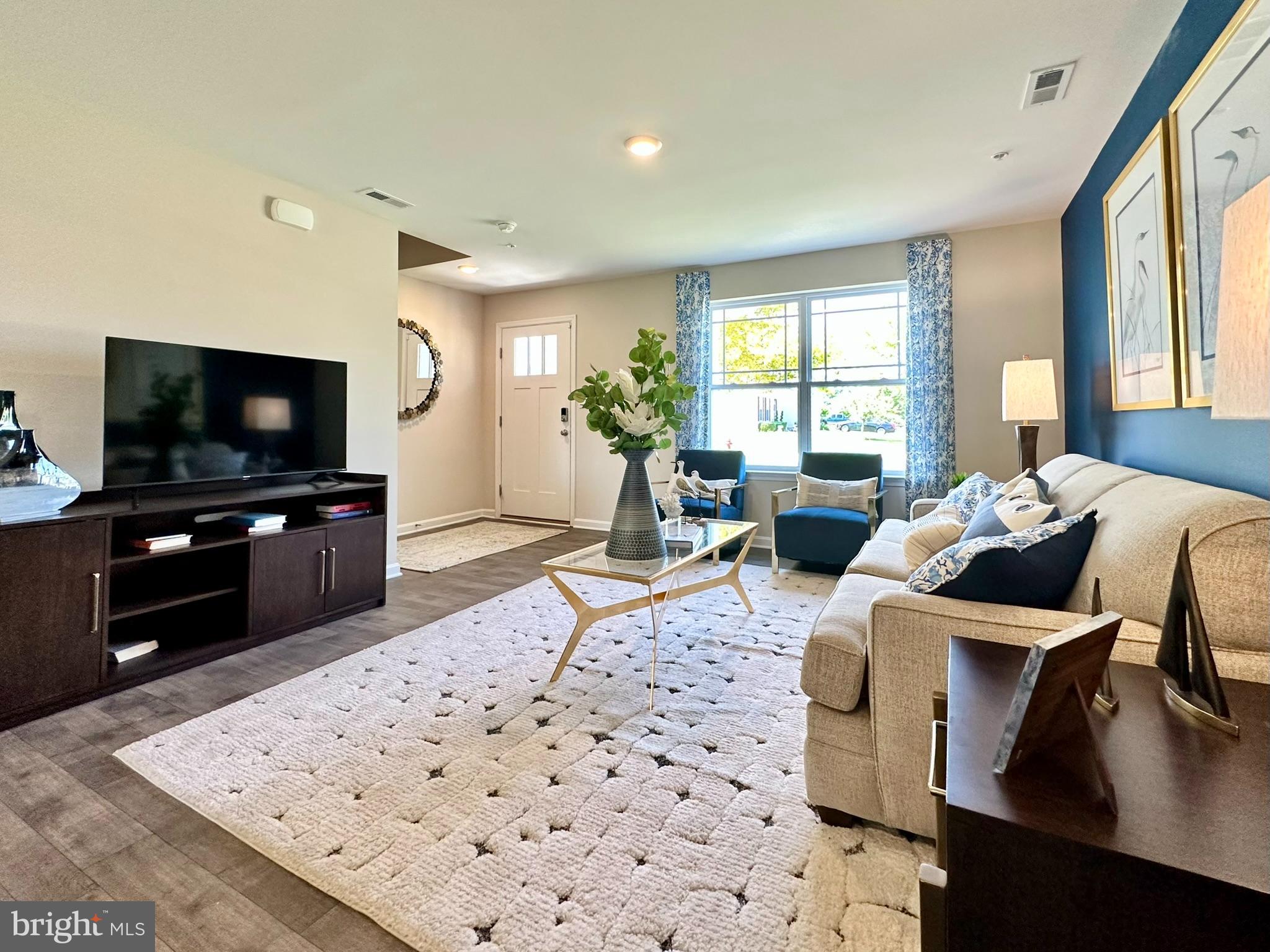 THE GRANARY AT DRAPER FARM - Residential