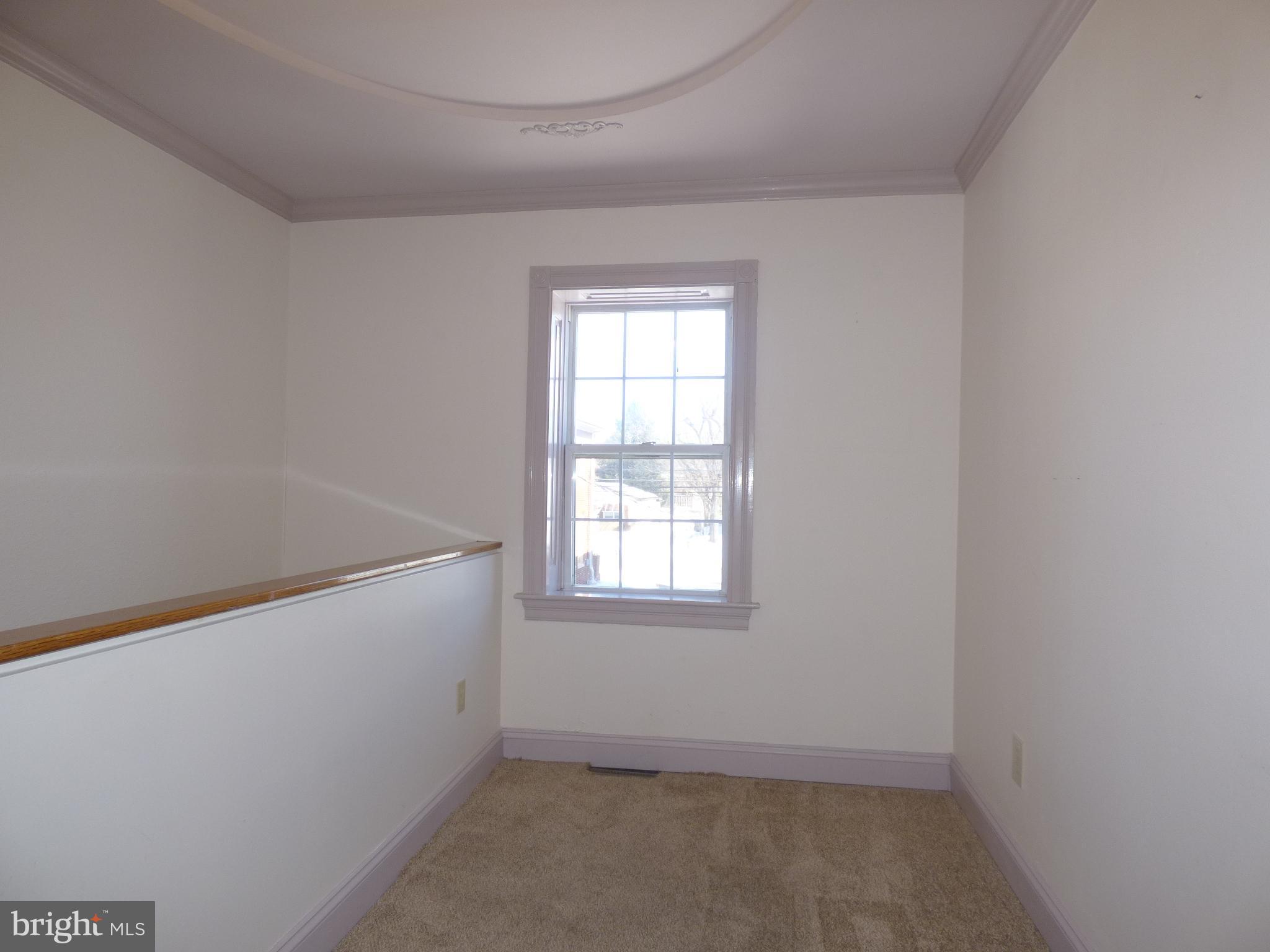 HAGERSTOWN - Residential