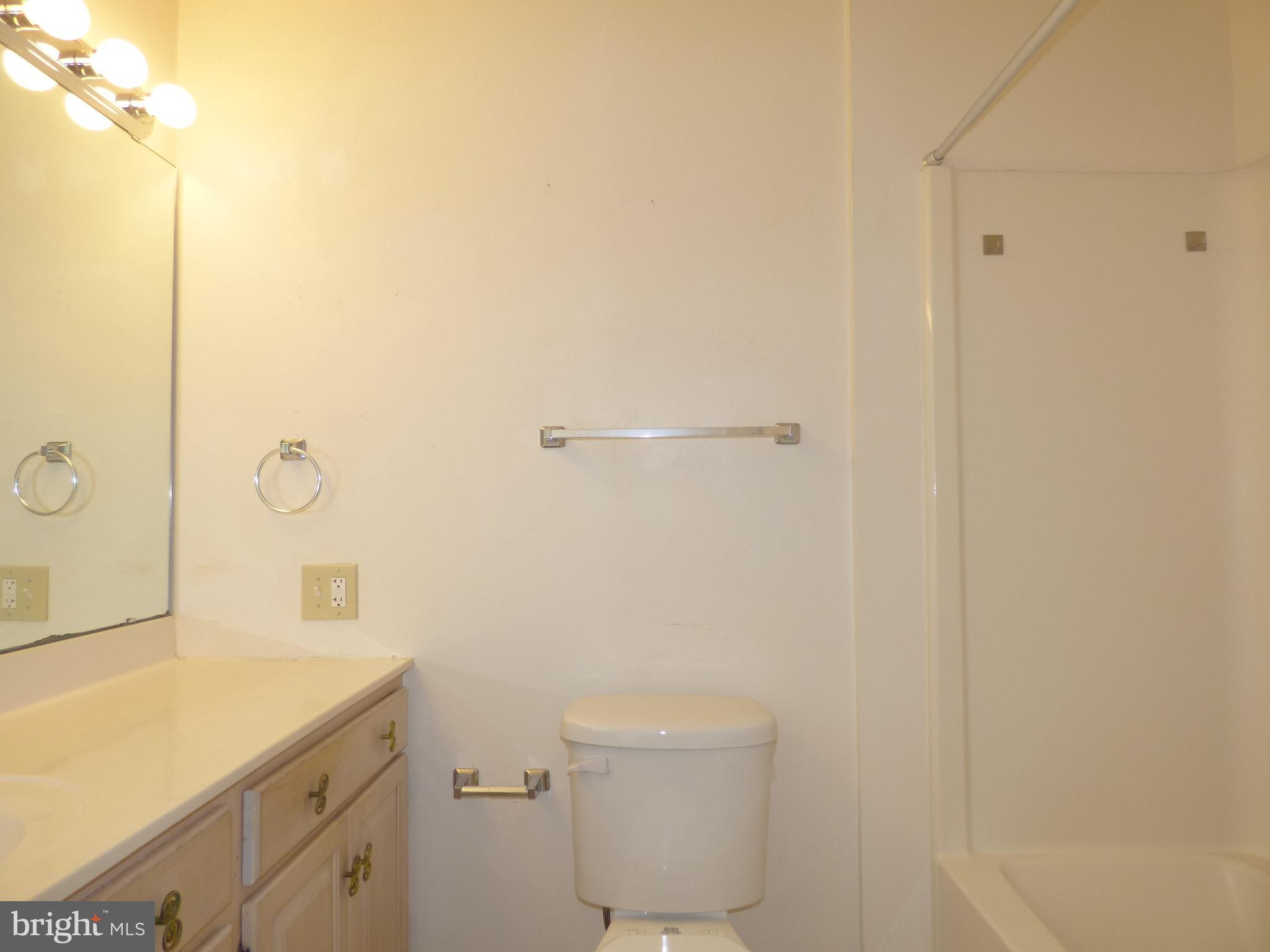 HAGERSTOWN - Residential