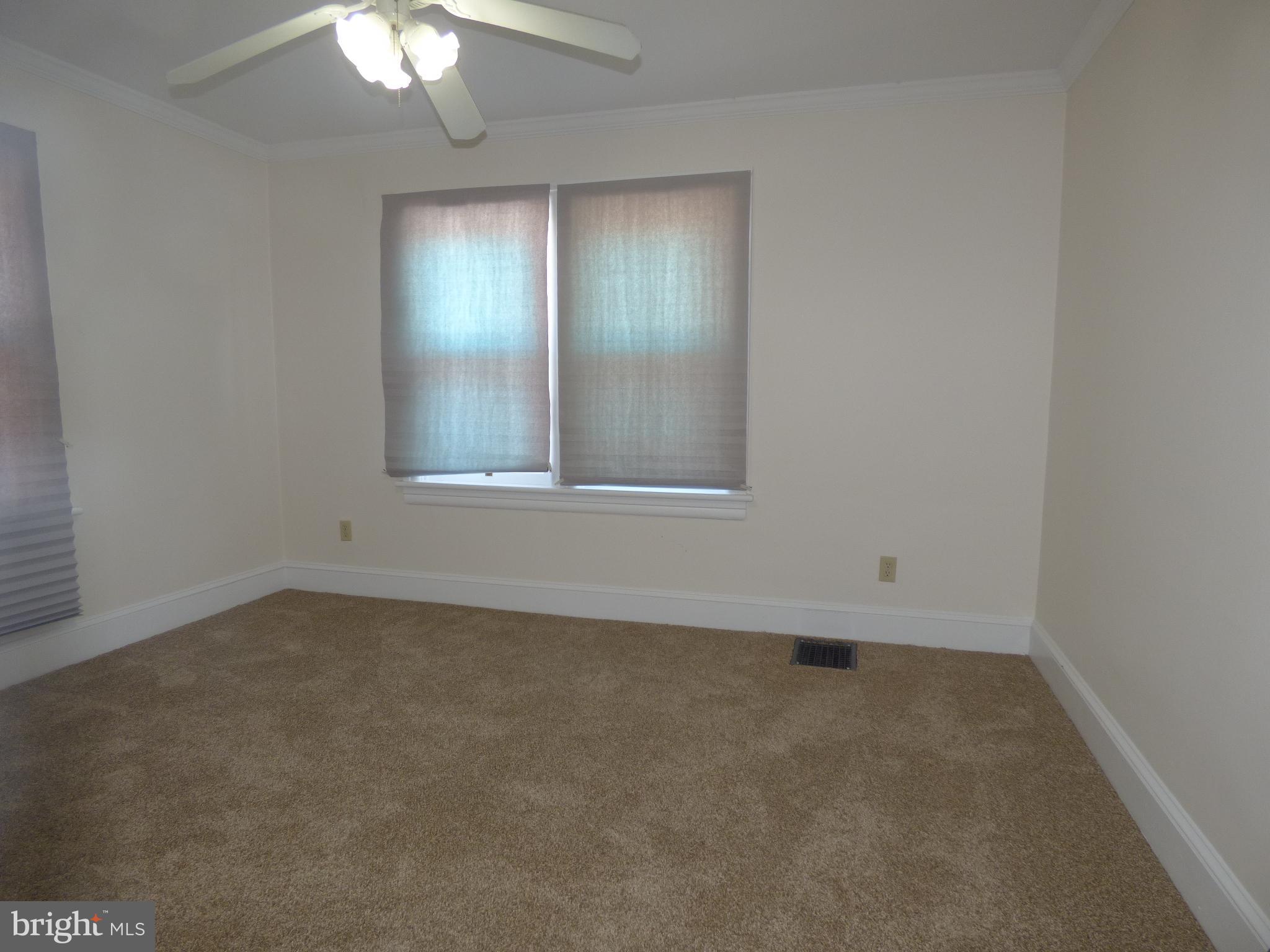 HAGERSTOWN - Residential