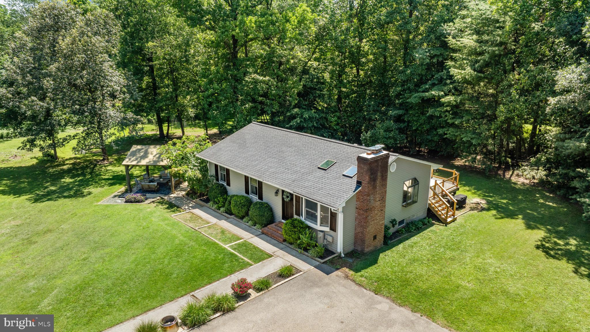 MUNSON HEIGHTS - Residential