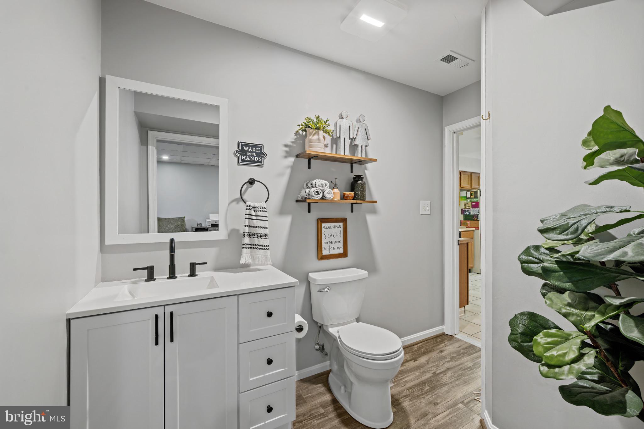MUNSON HEIGHTS - Residential