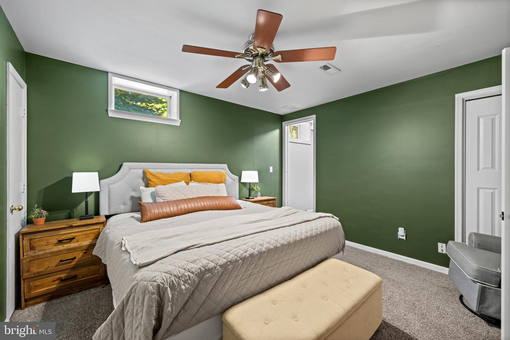 MUNSON HEIGHTS - Residential