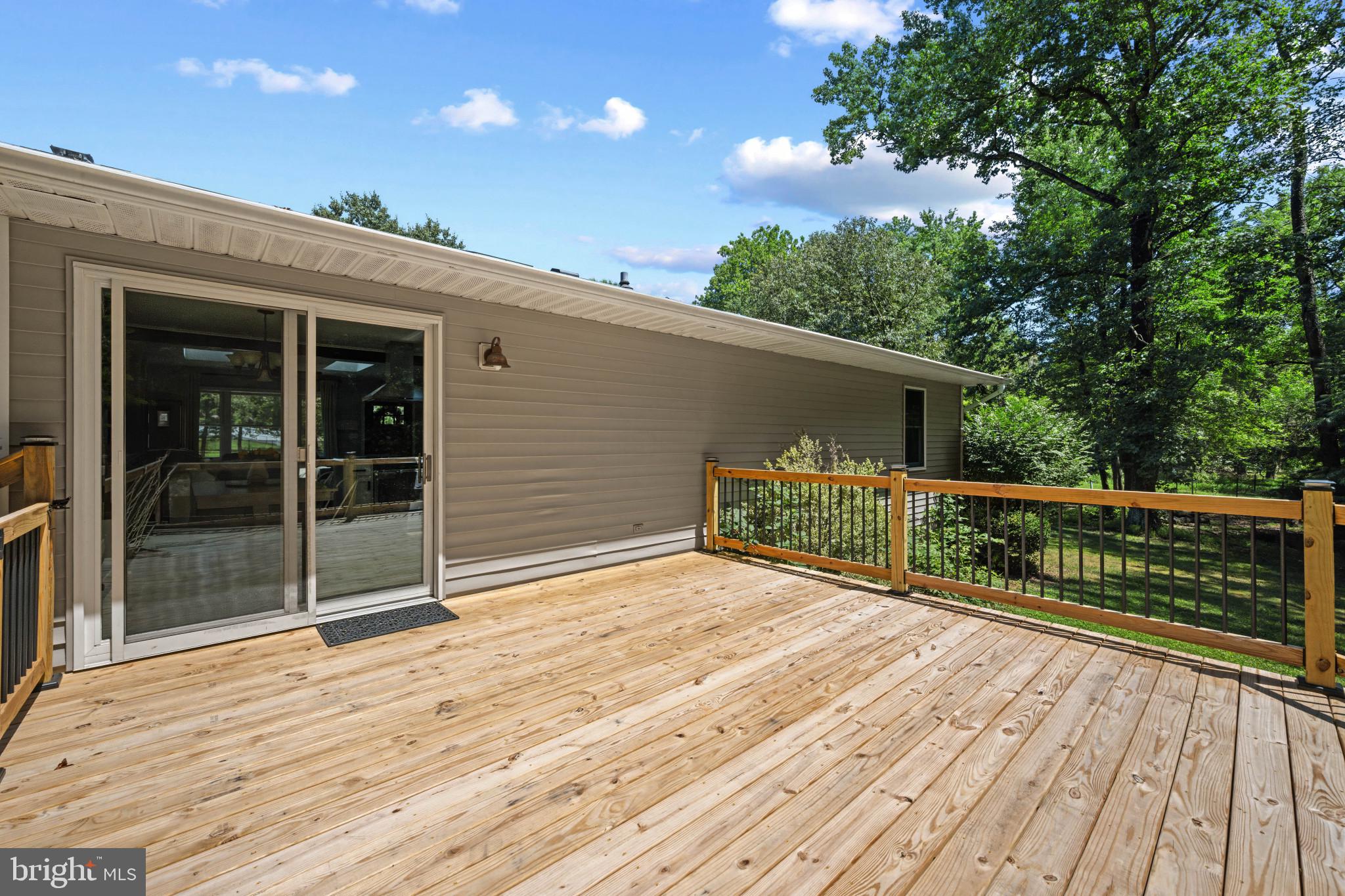 MUNSON HEIGHTS - Residential
