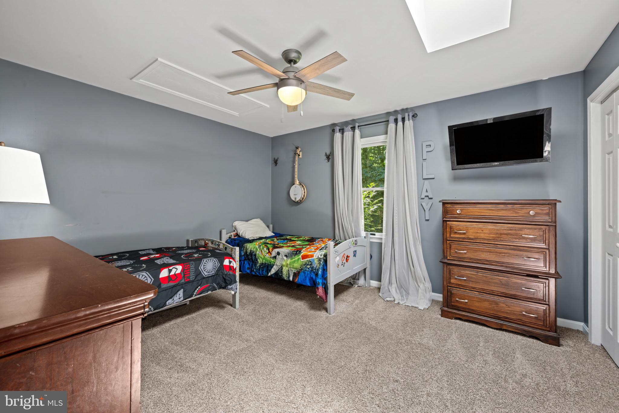 MUNSON HEIGHTS - Residential