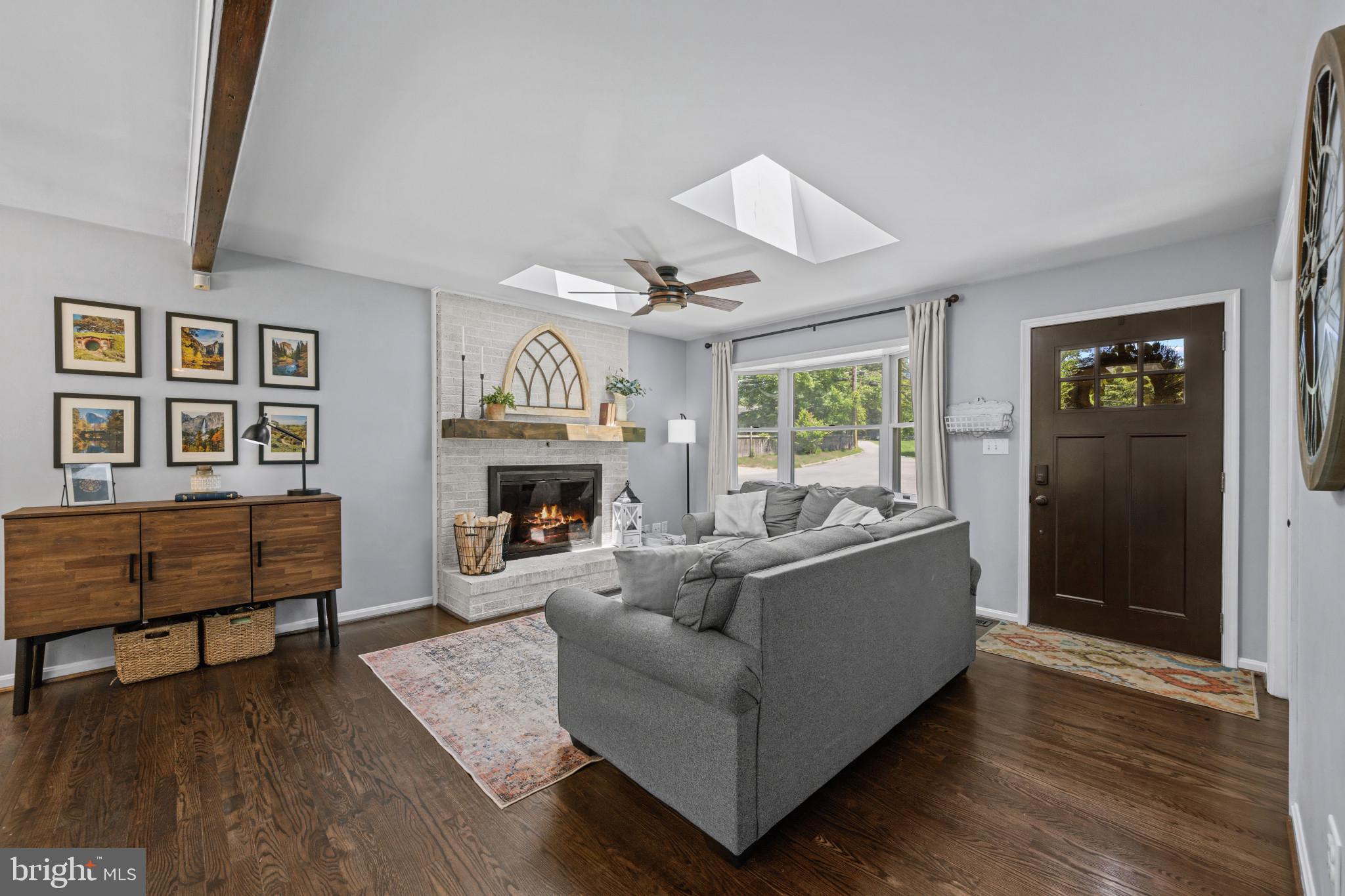 MUNSON HEIGHTS - Residential
