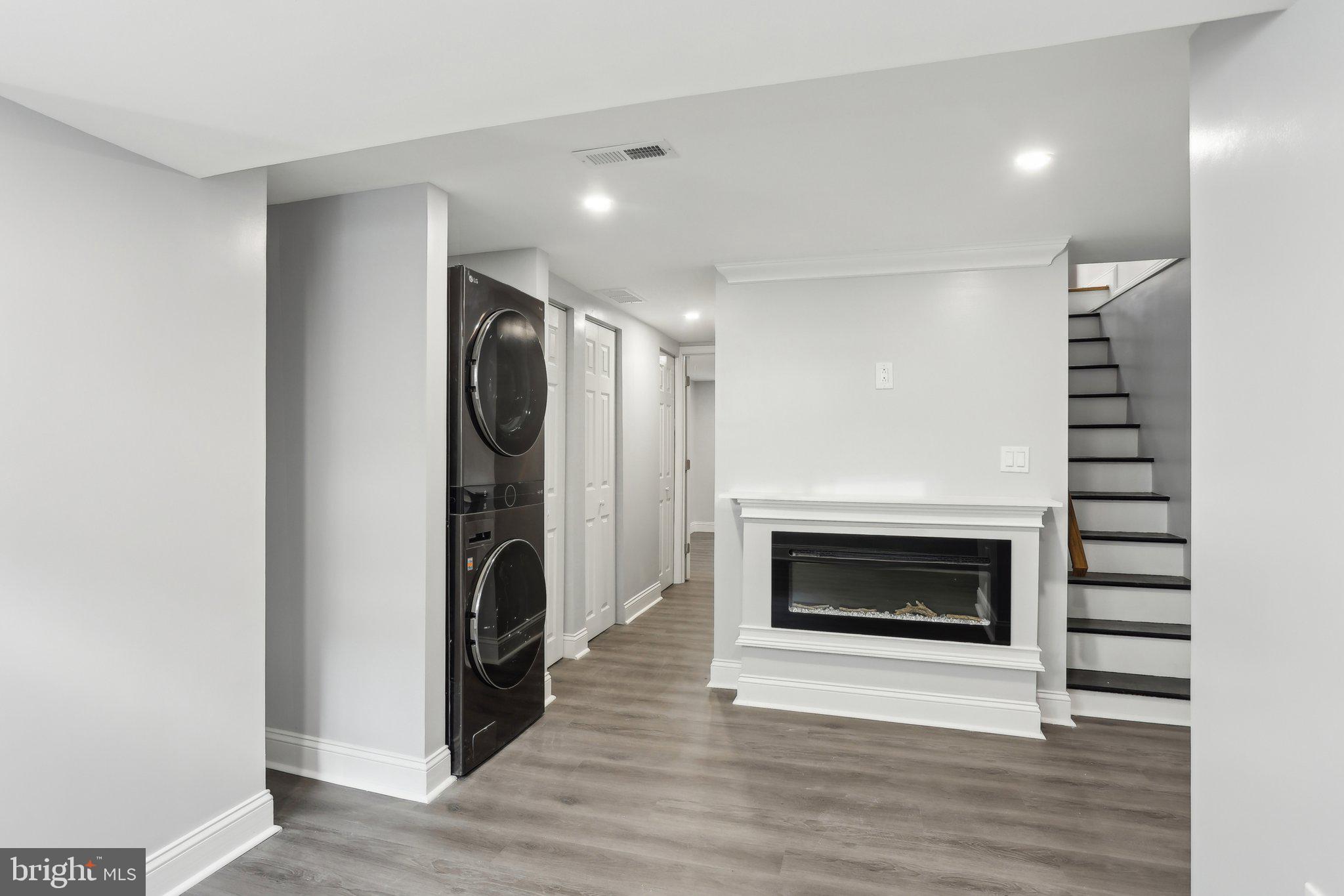 COBBS CREEK - Residential