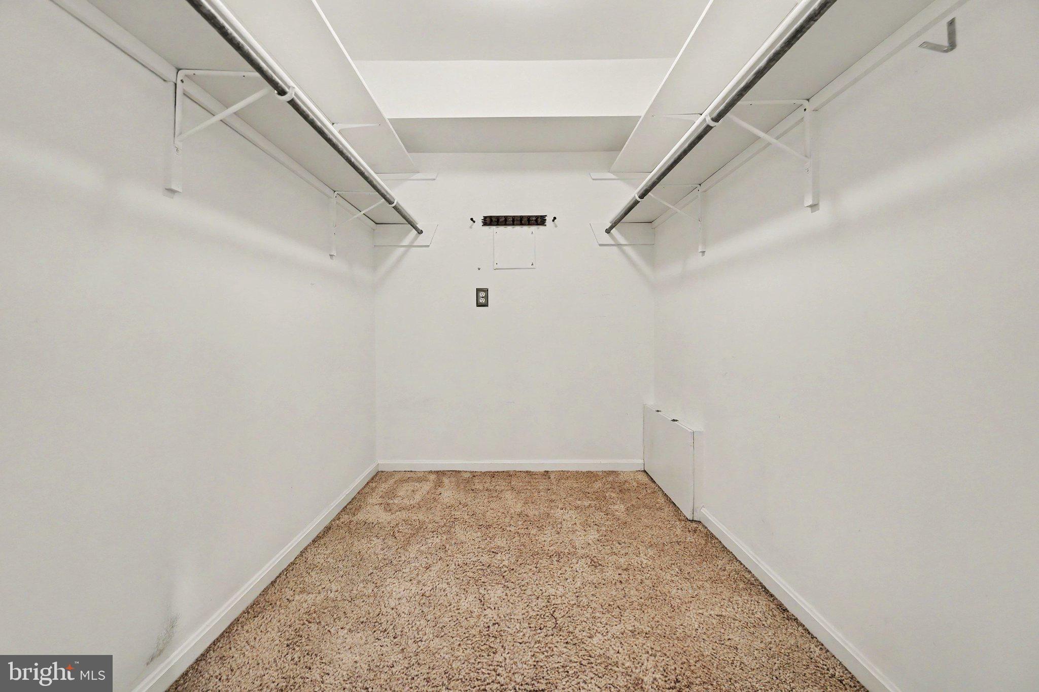 RIDGEVIEW - Residential