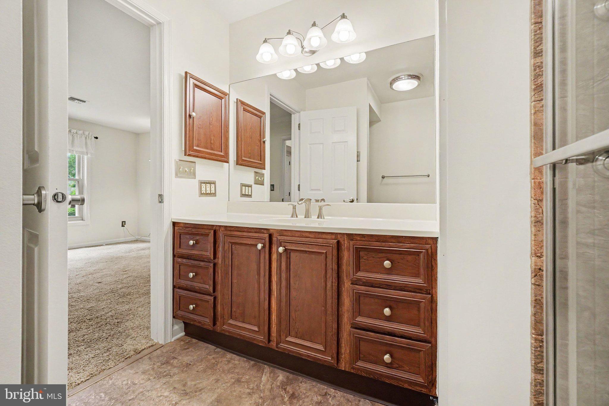 RIDGEVIEW - Residential