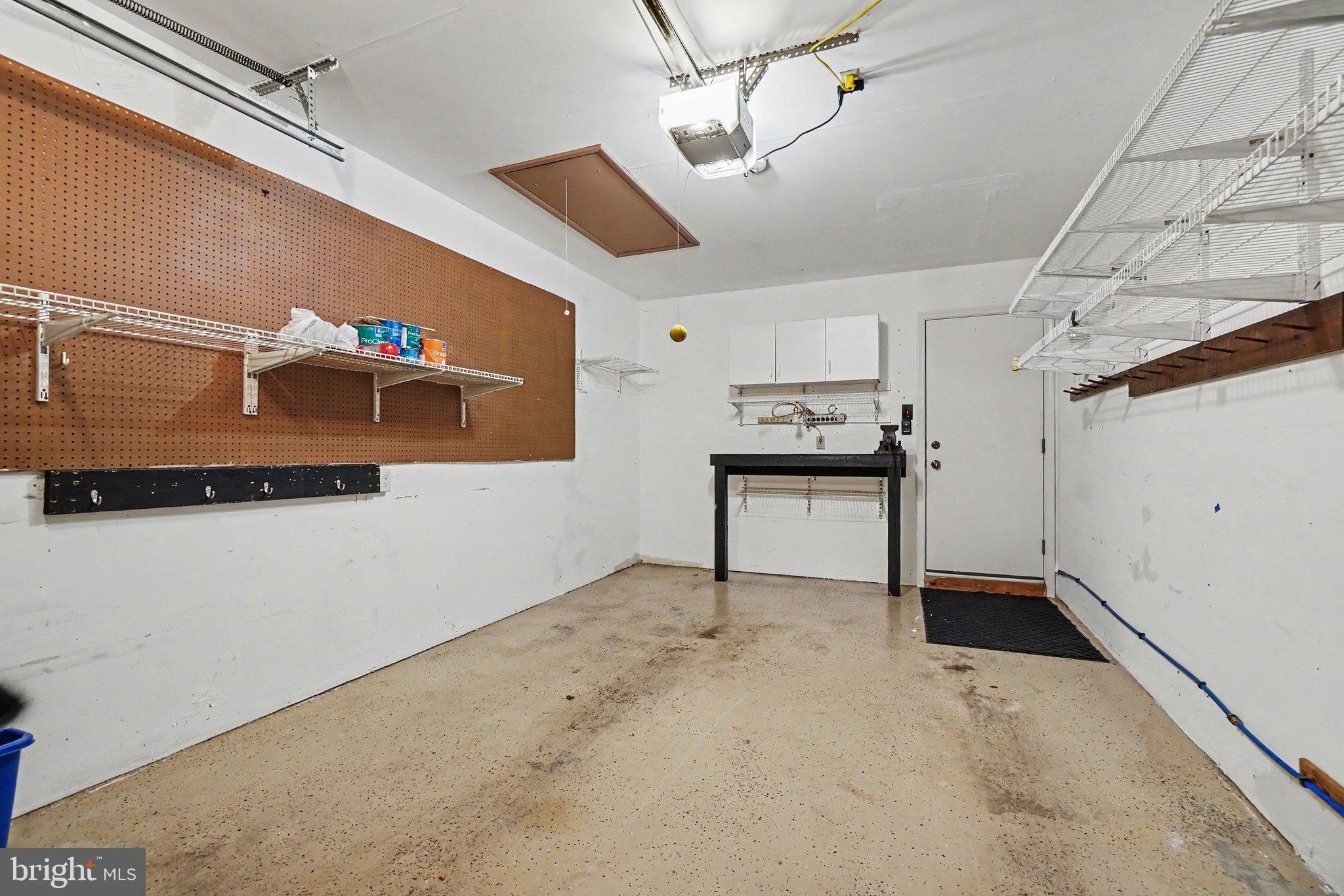 RIDGEVIEW - Residential
