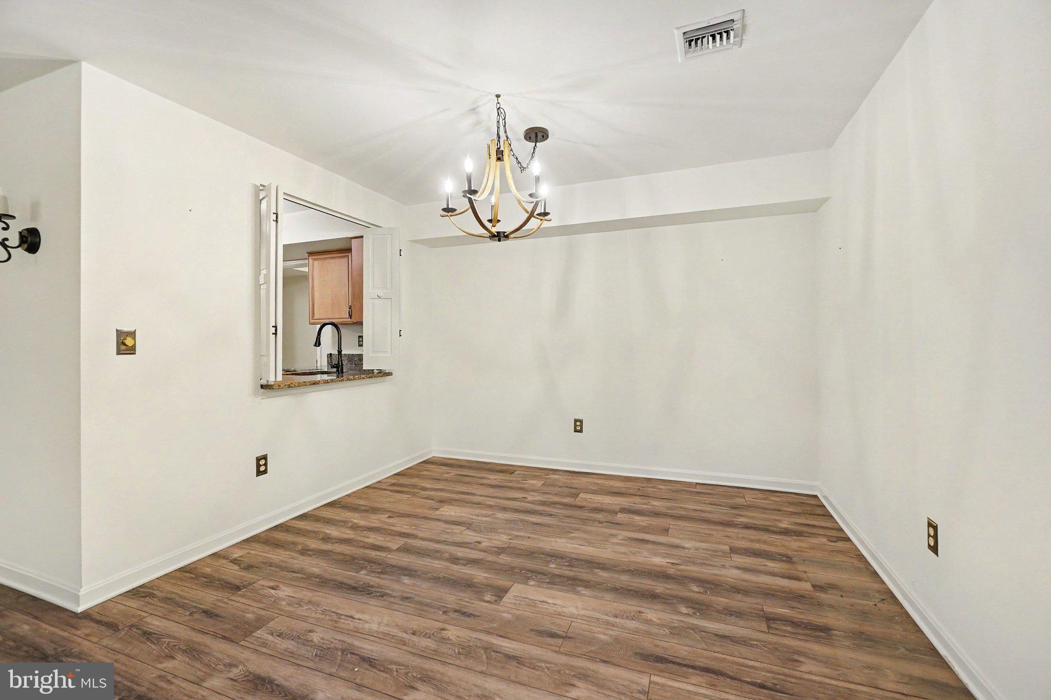 RIDGEVIEW - Residential