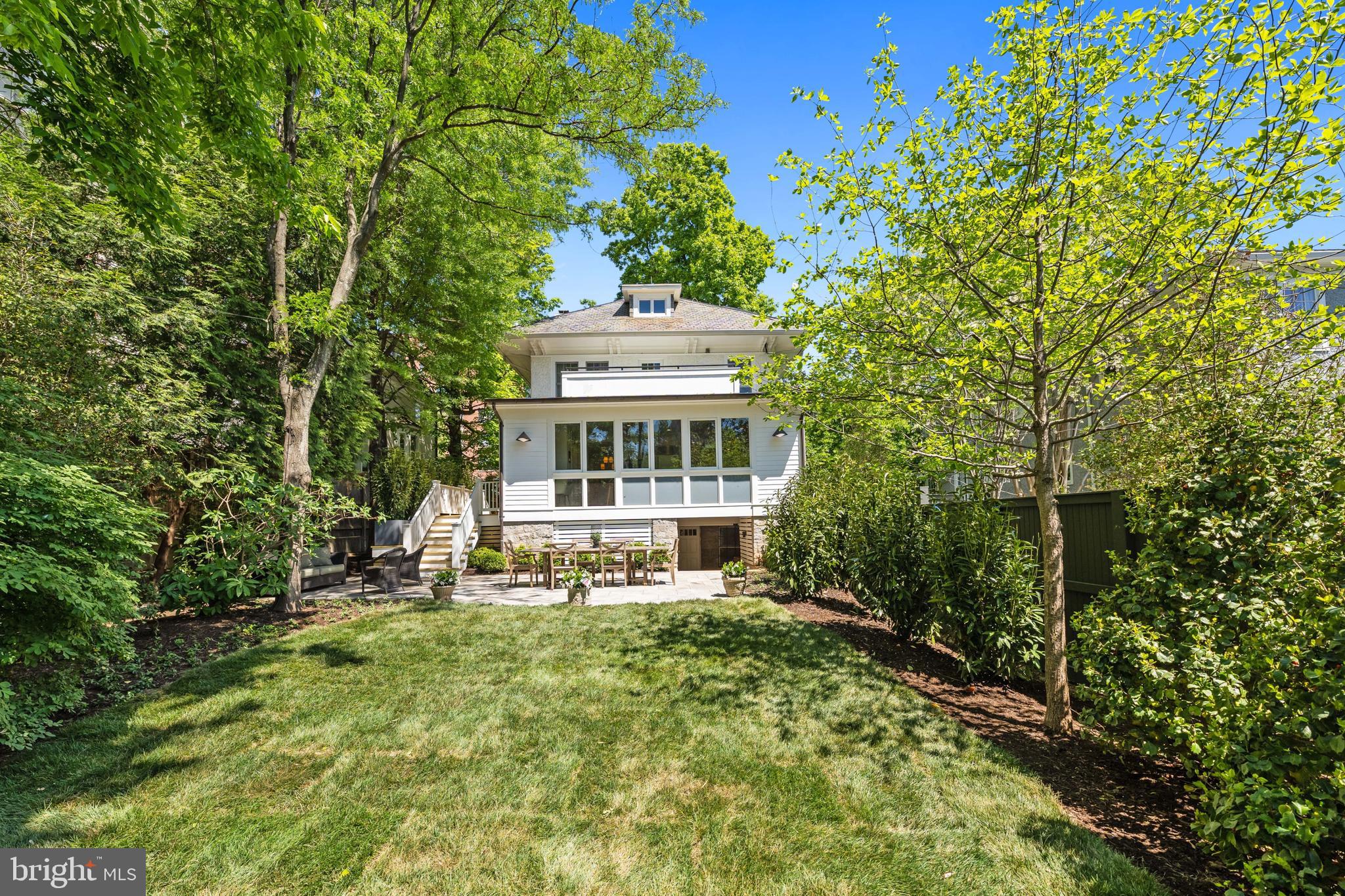 CLEVELAND PARK - Residential