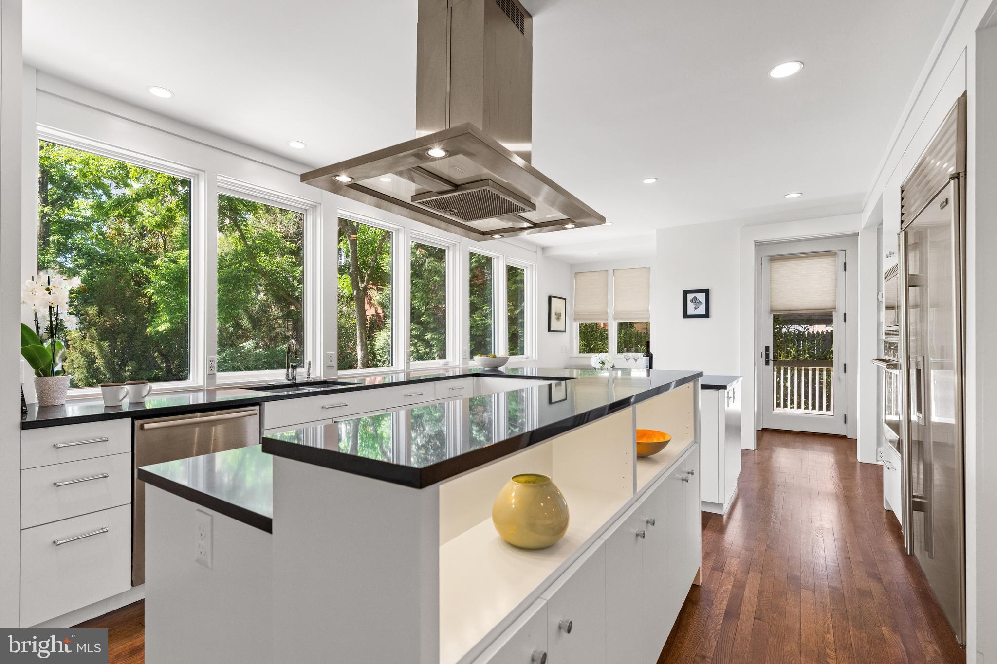 CLEVELAND PARK - Residential