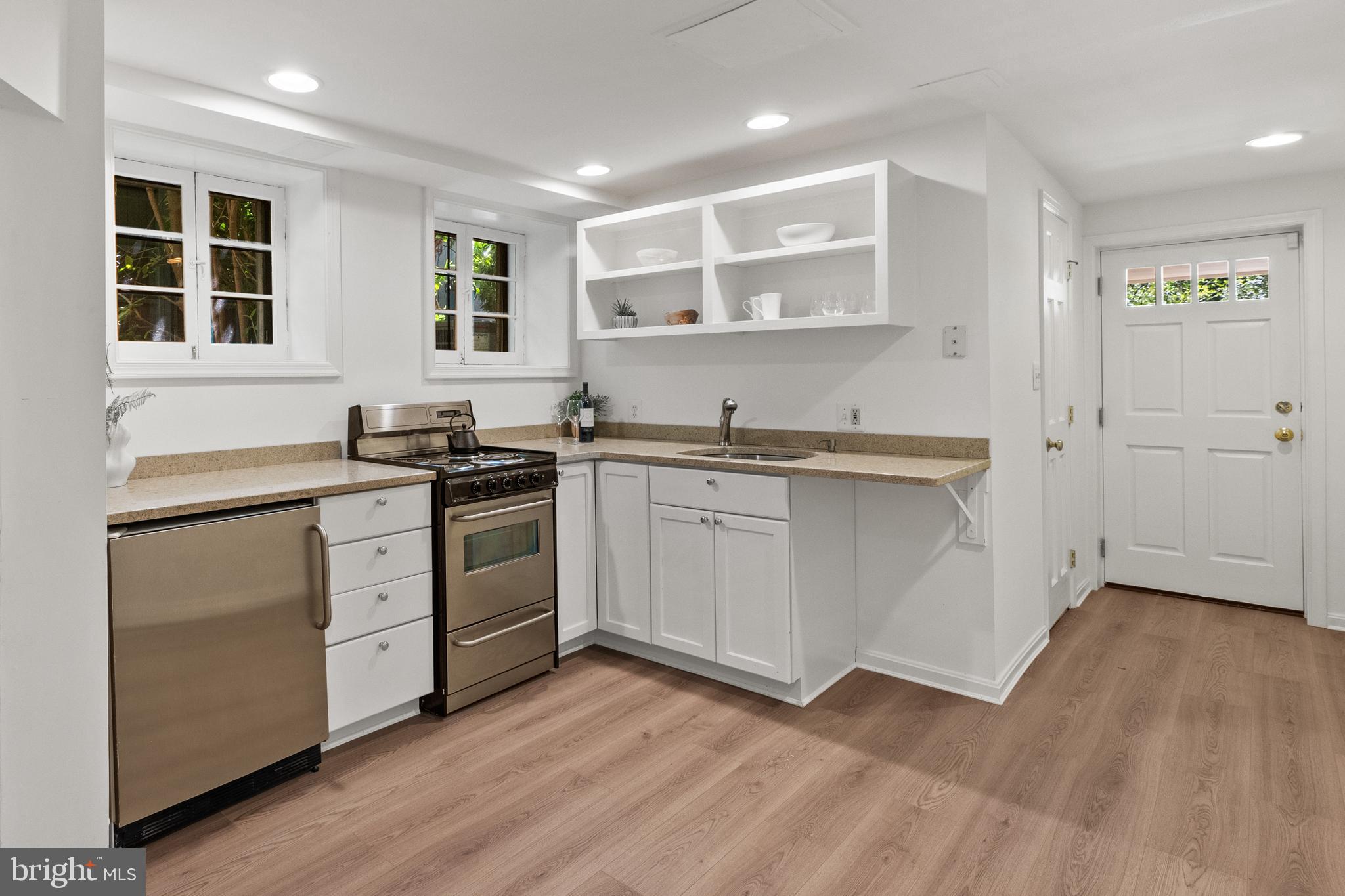 CLEVELAND PARK - Residential