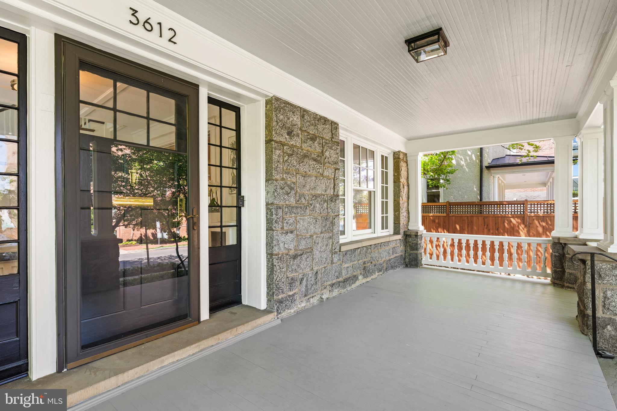 CLEVELAND PARK - Residential