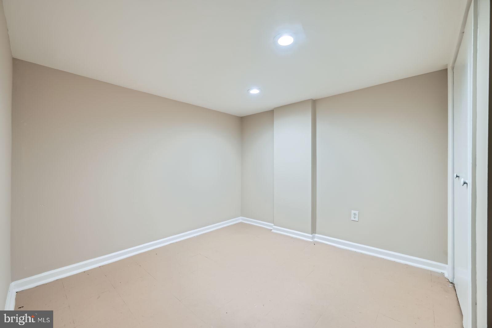 ASHBURTON - Residential Lease