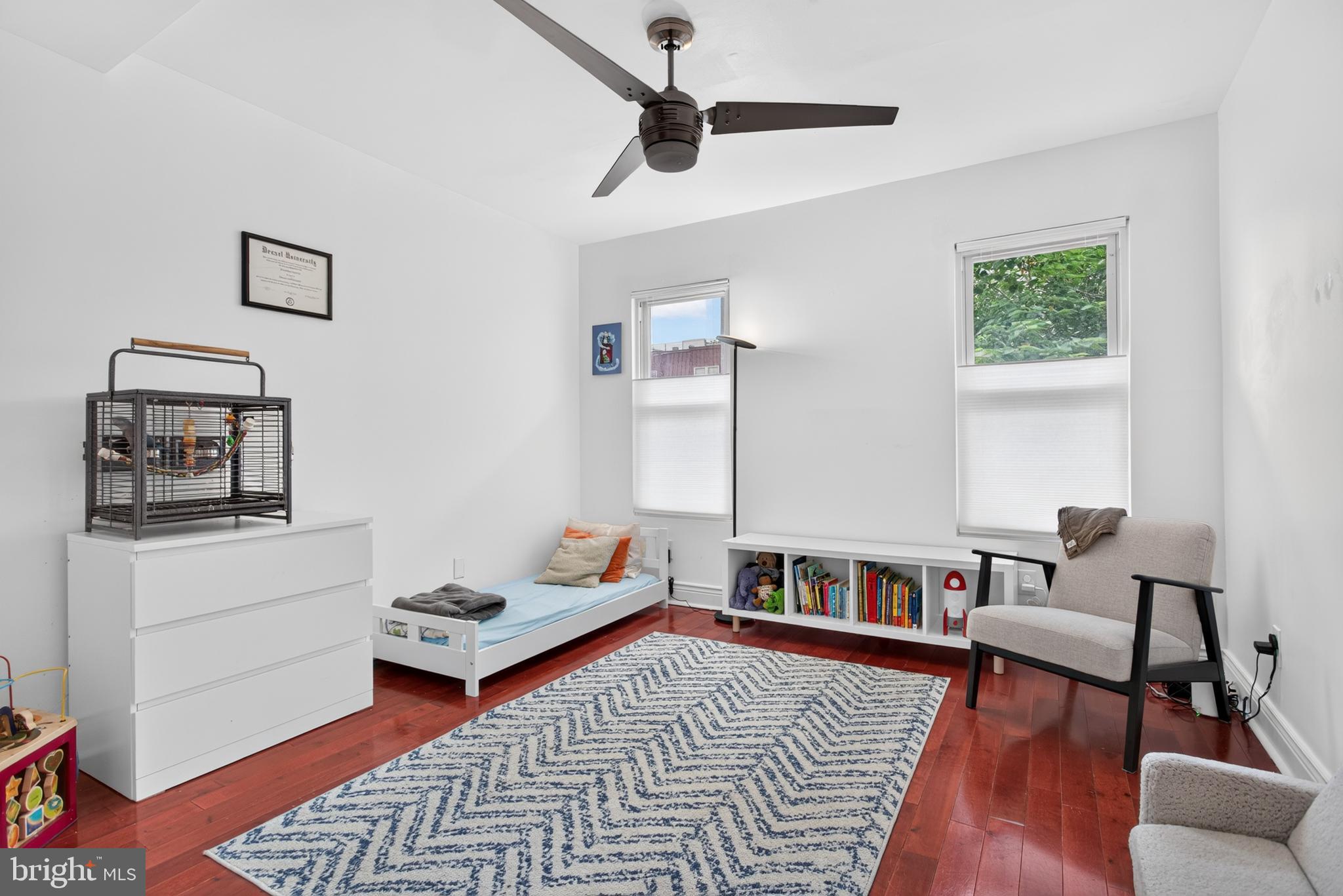 POINT BREEZE - Residential