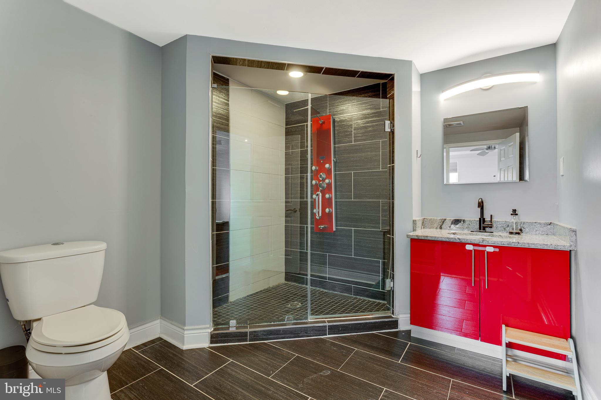 POINT BREEZE - Residential
