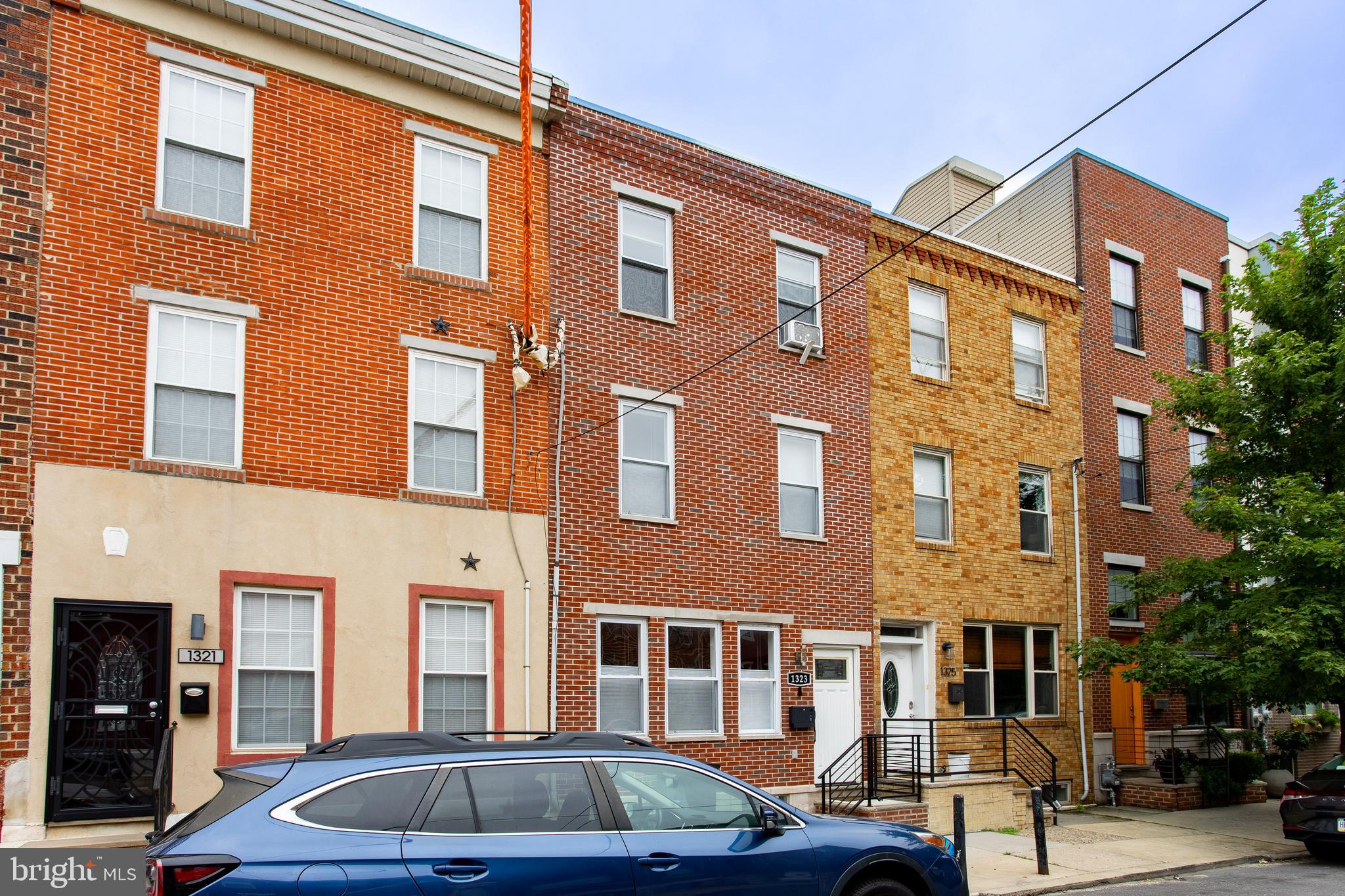 POINT BREEZE - Residential