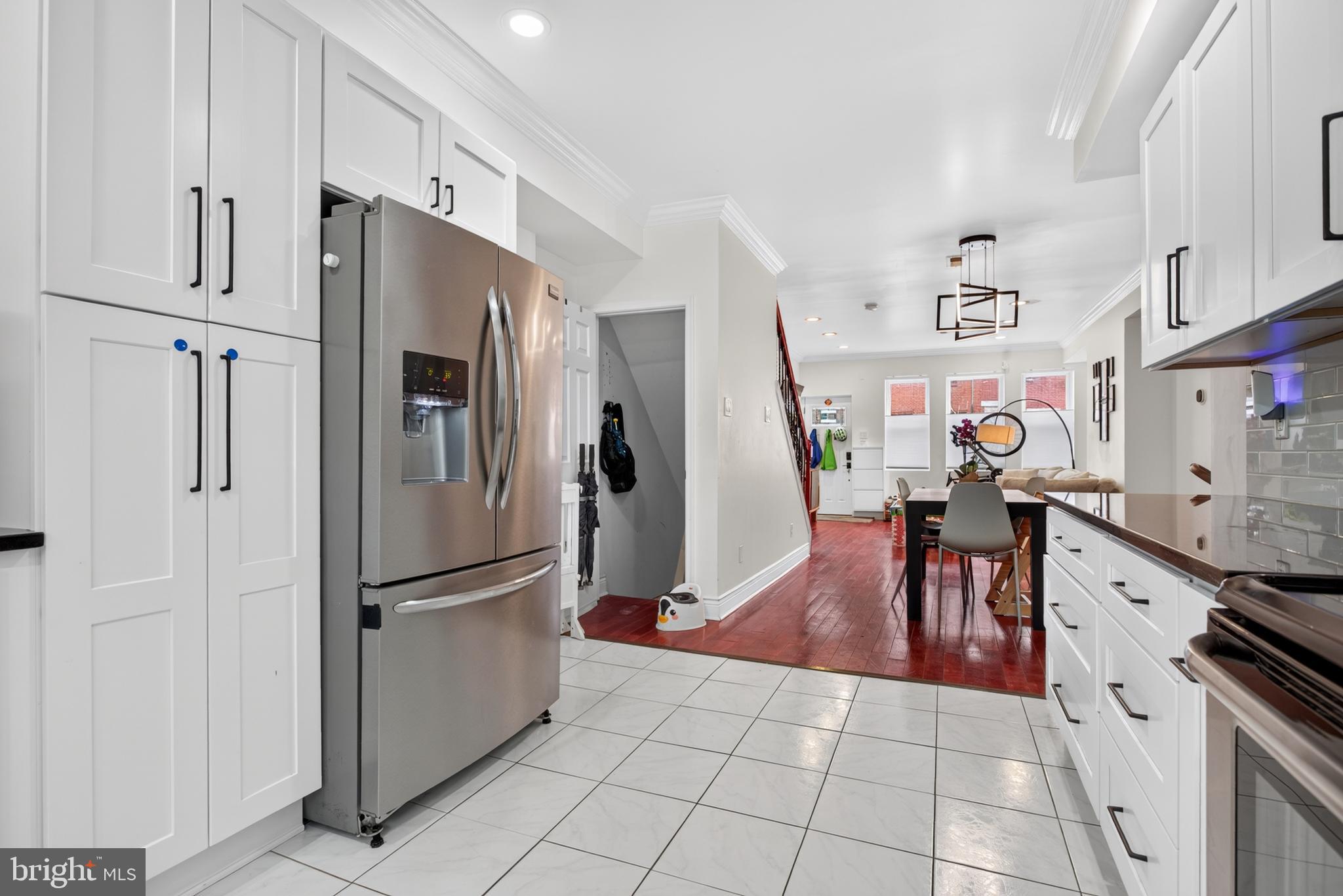 POINT BREEZE - Residential