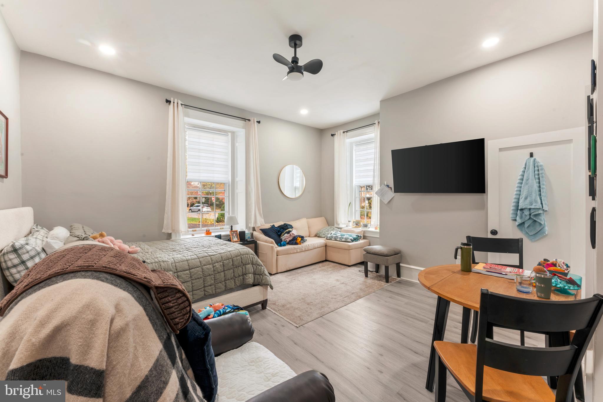 HIGHLAND FARMS - Residential