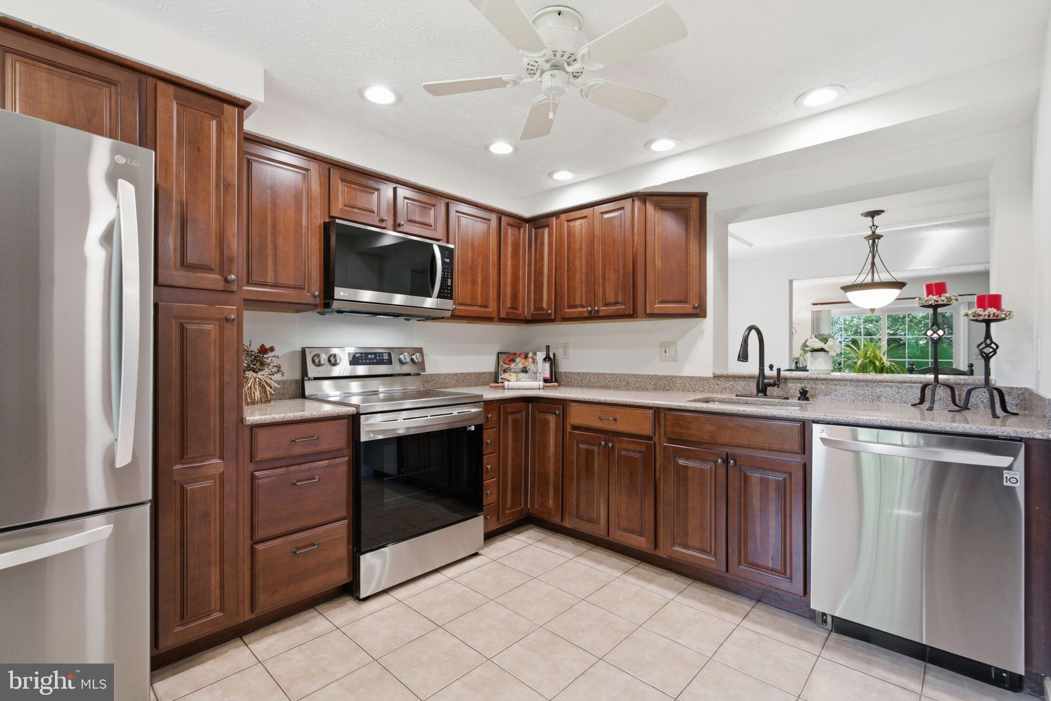 BEECH CREEK - Residential