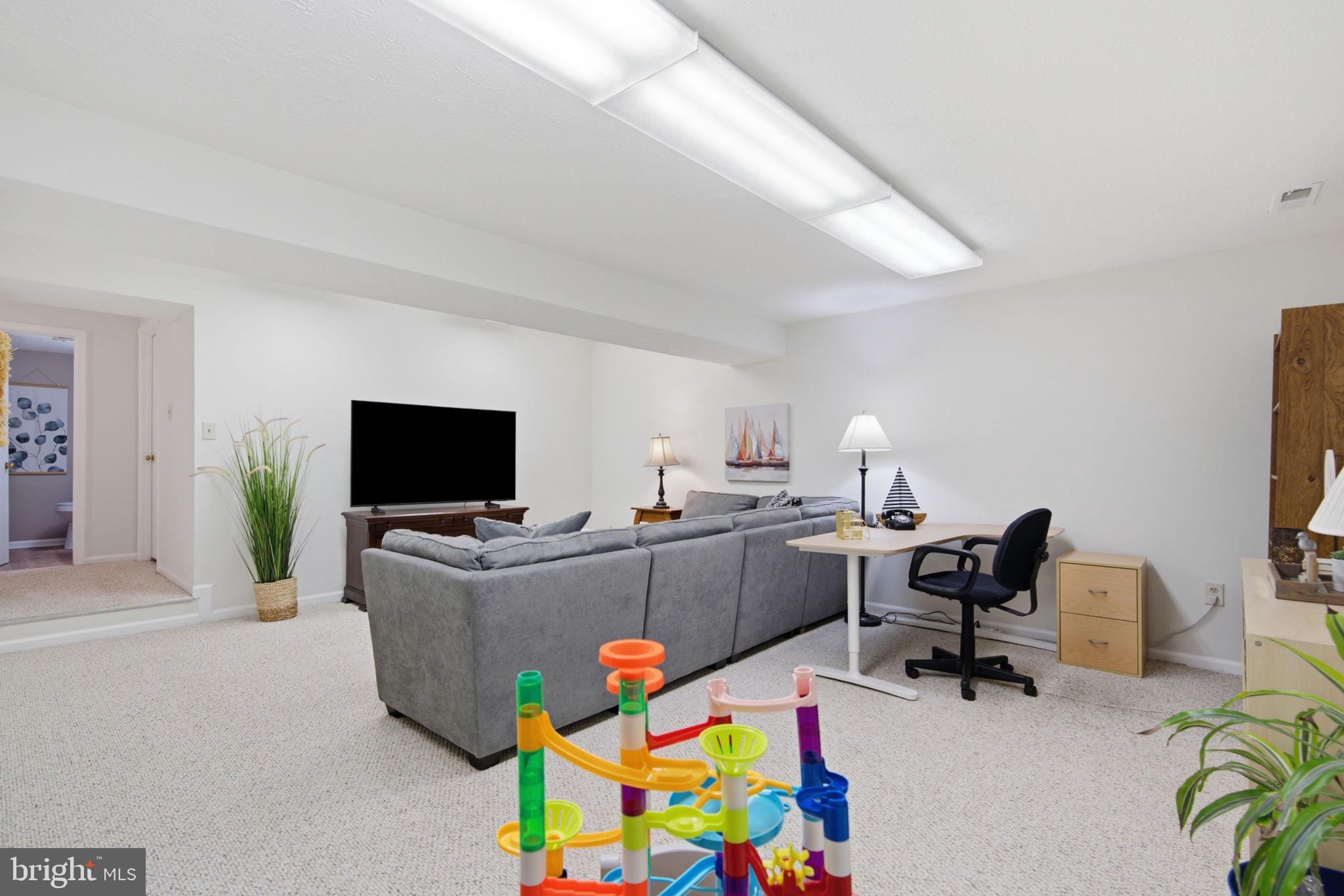 BEECH CREEK - Residential