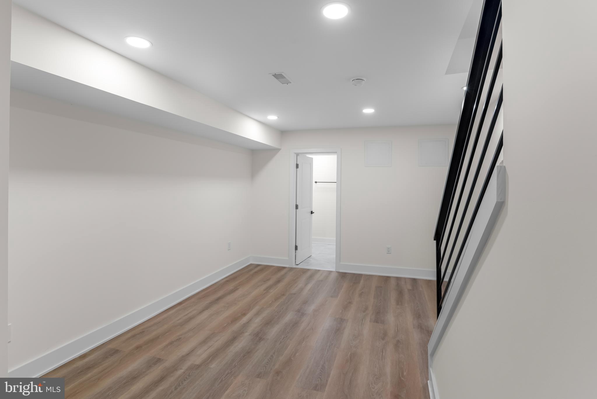 COBBS CREEK - Residential