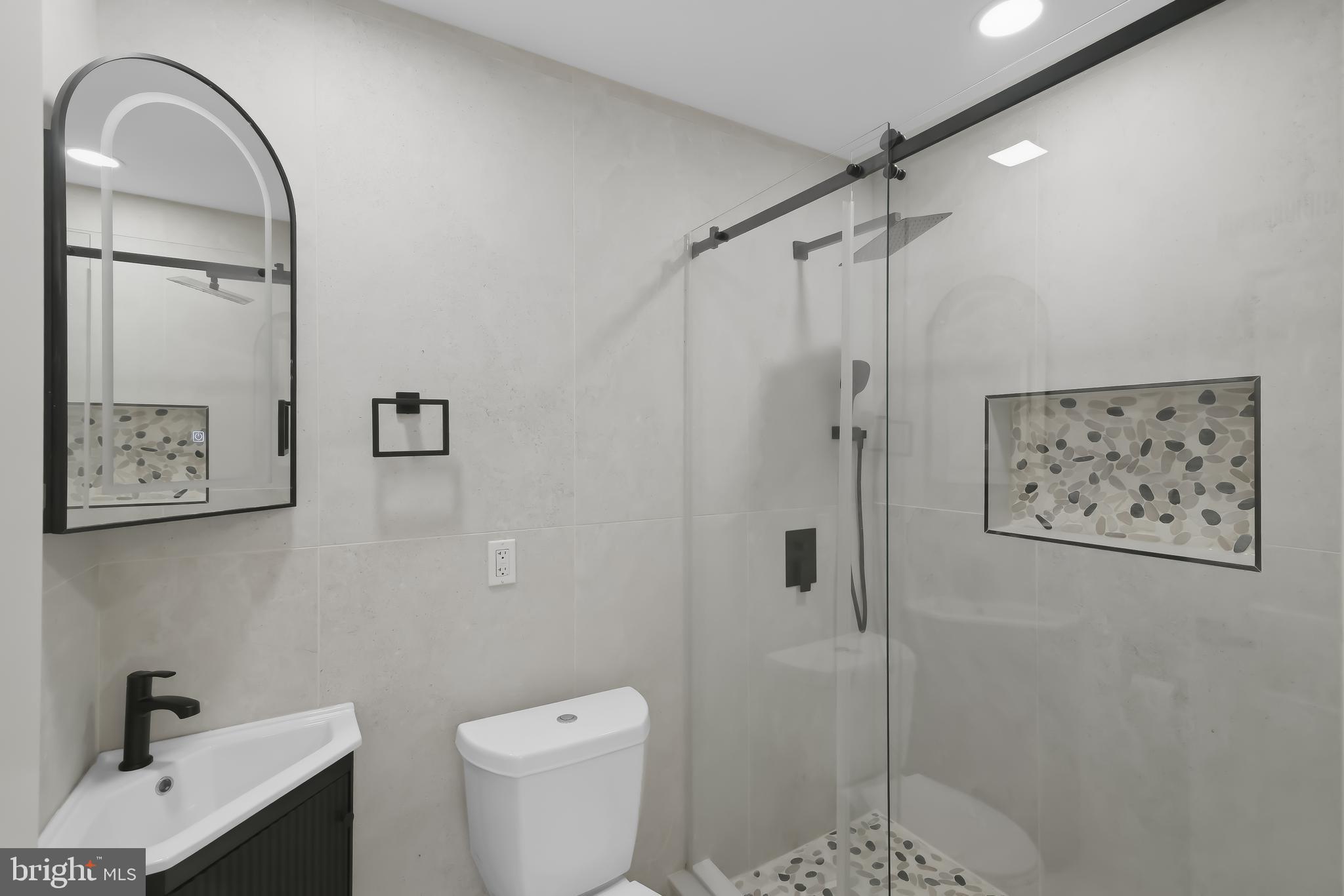 COBBS CREEK - Residential