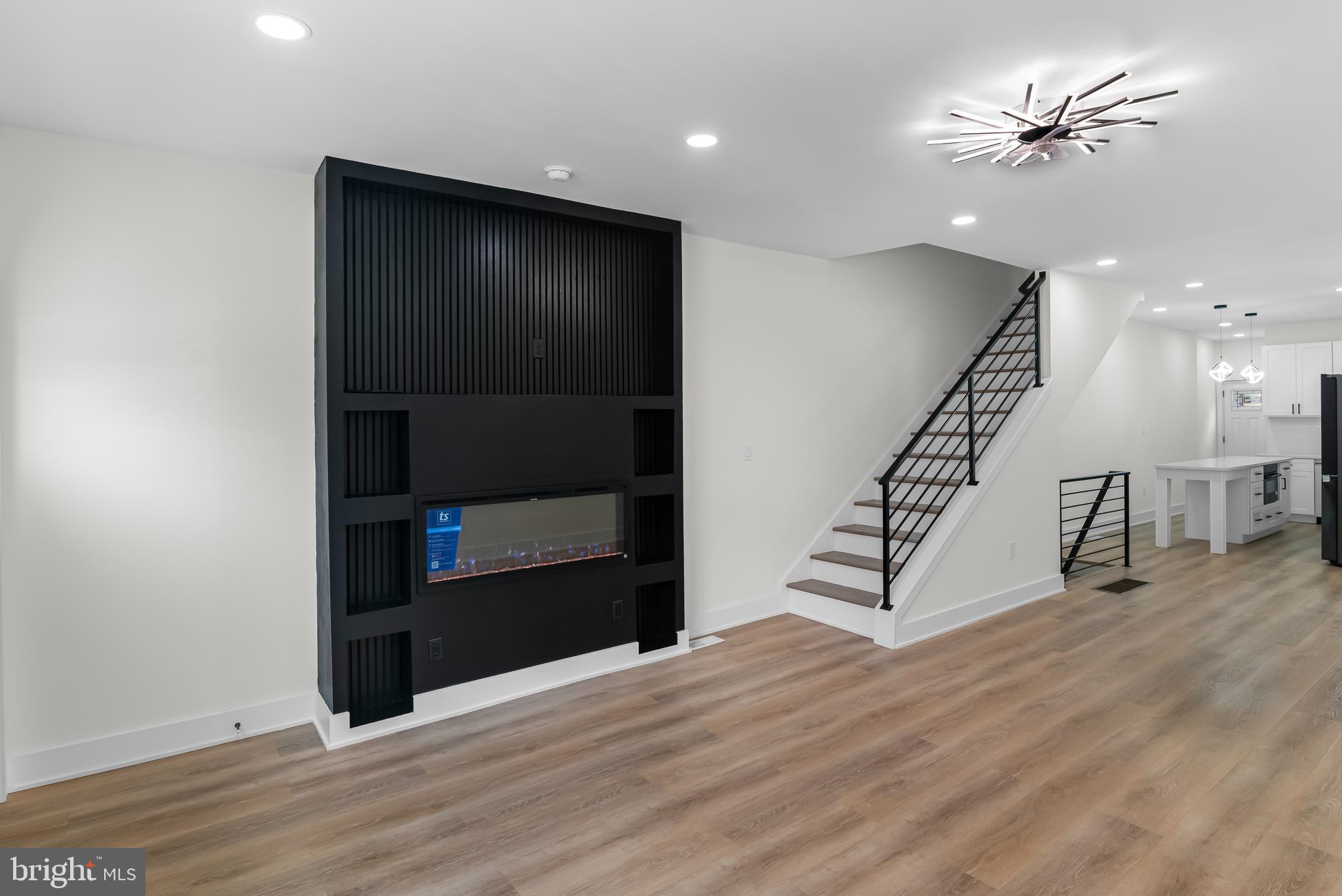 COBBS CREEK - Residential