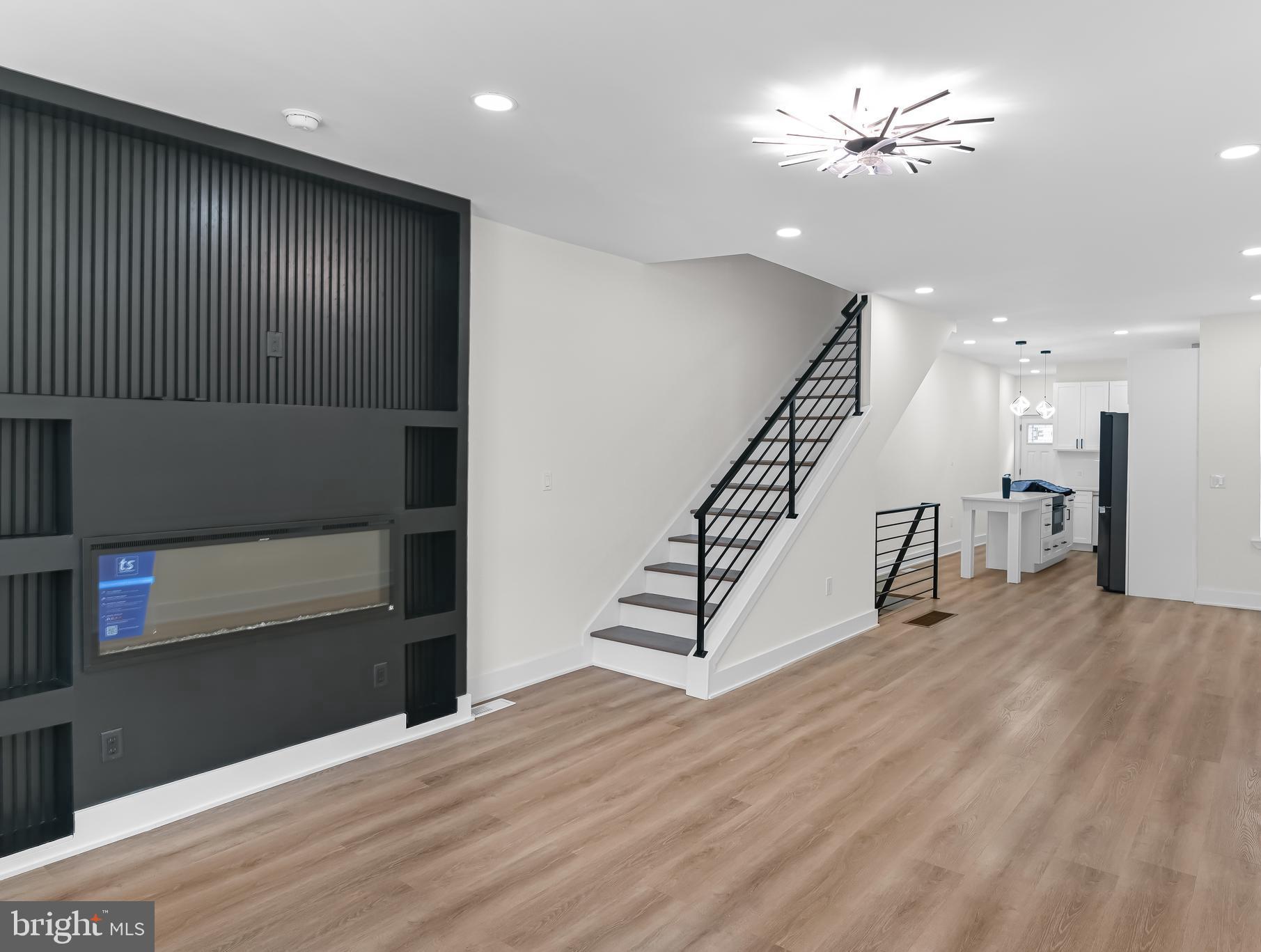 COBBS CREEK - Residential