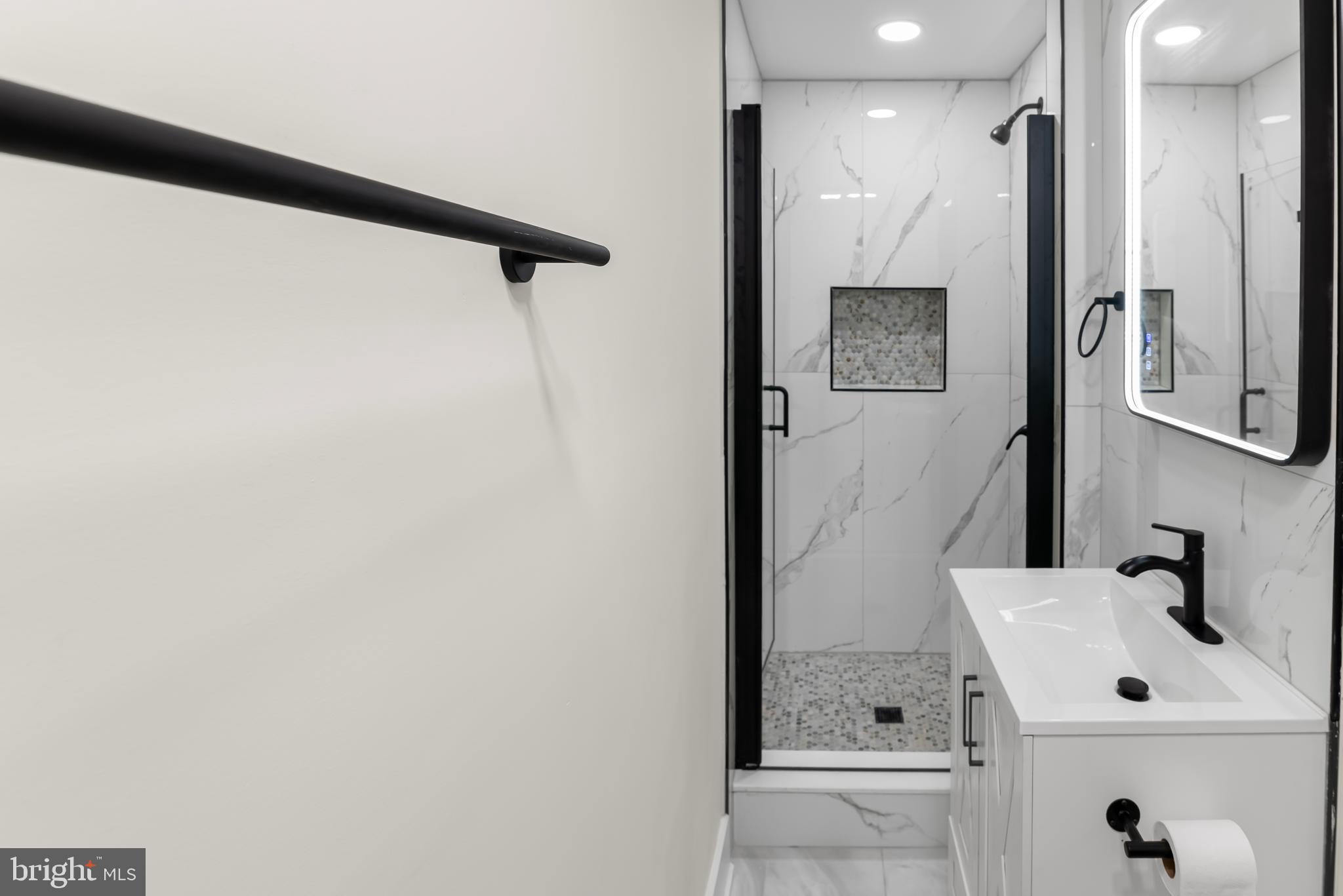 COBBS CREEK - Residential