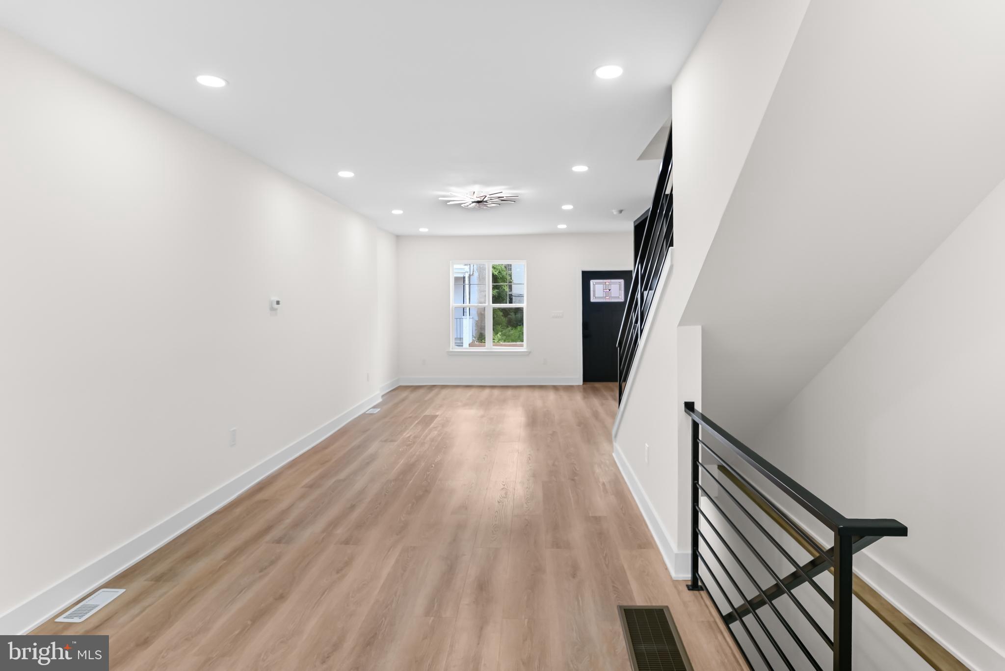 COBBS CREEK - Residential