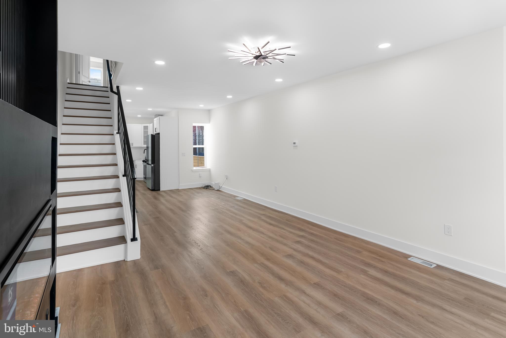 COBBS CREEK - Residential