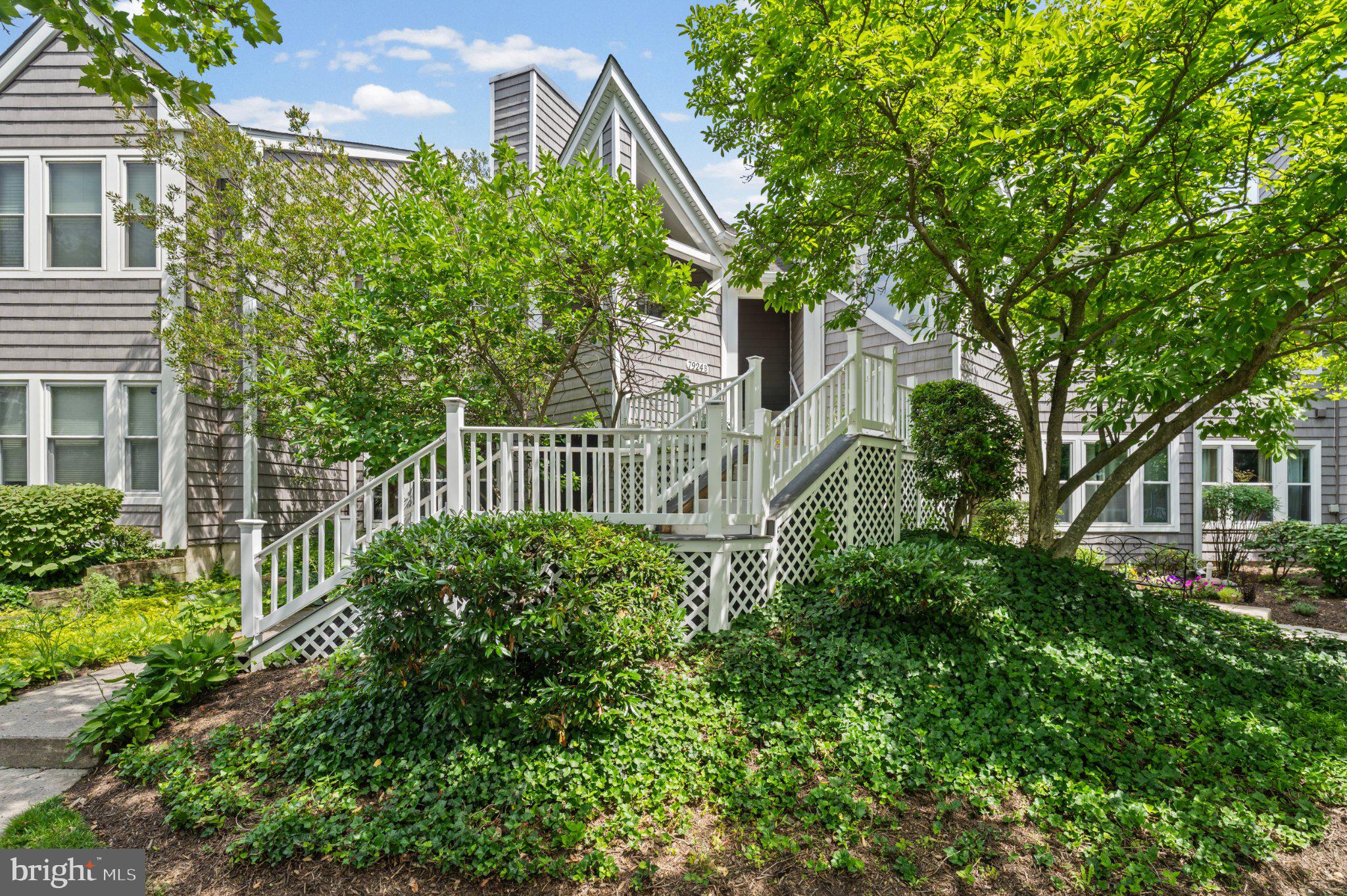 WOODLAND VILLAGE - Residential