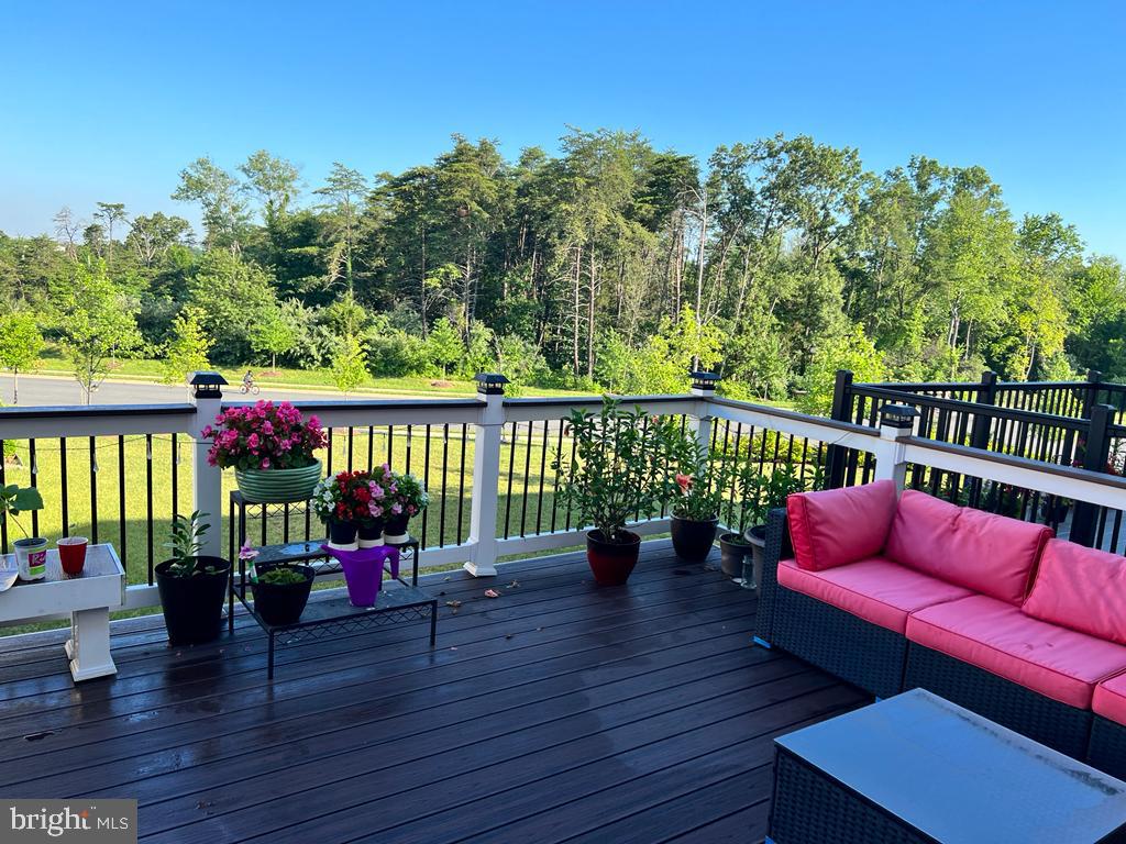 GATEWAY COMMONS - Residential Lease
