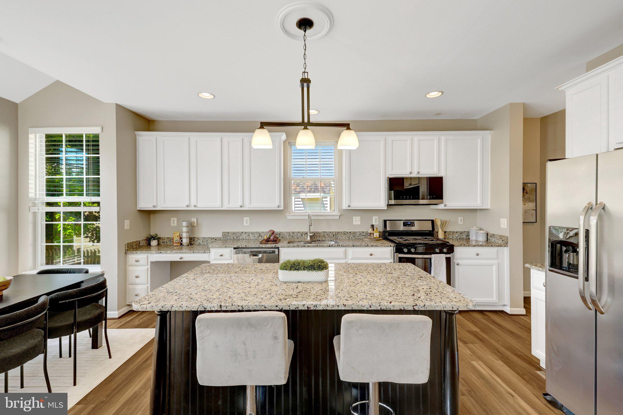 BELMONT GREENE - Residential