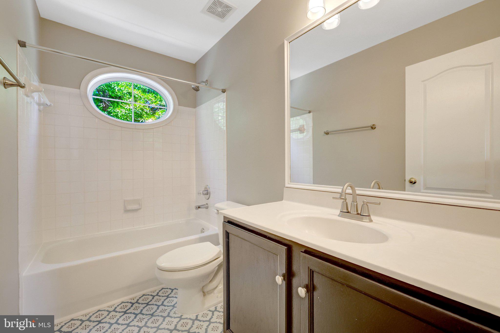 BELMONT GREENE - Residential