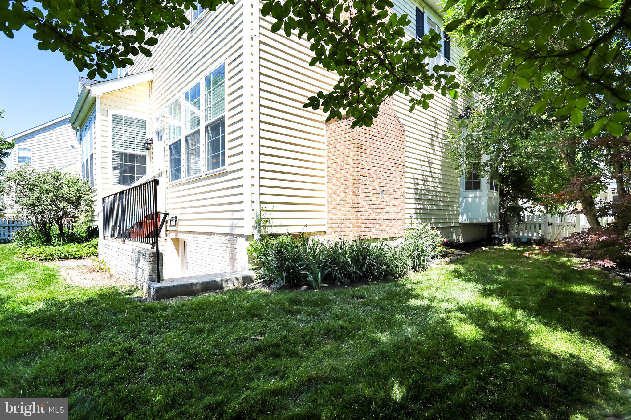BELMONT GREENE - Residential