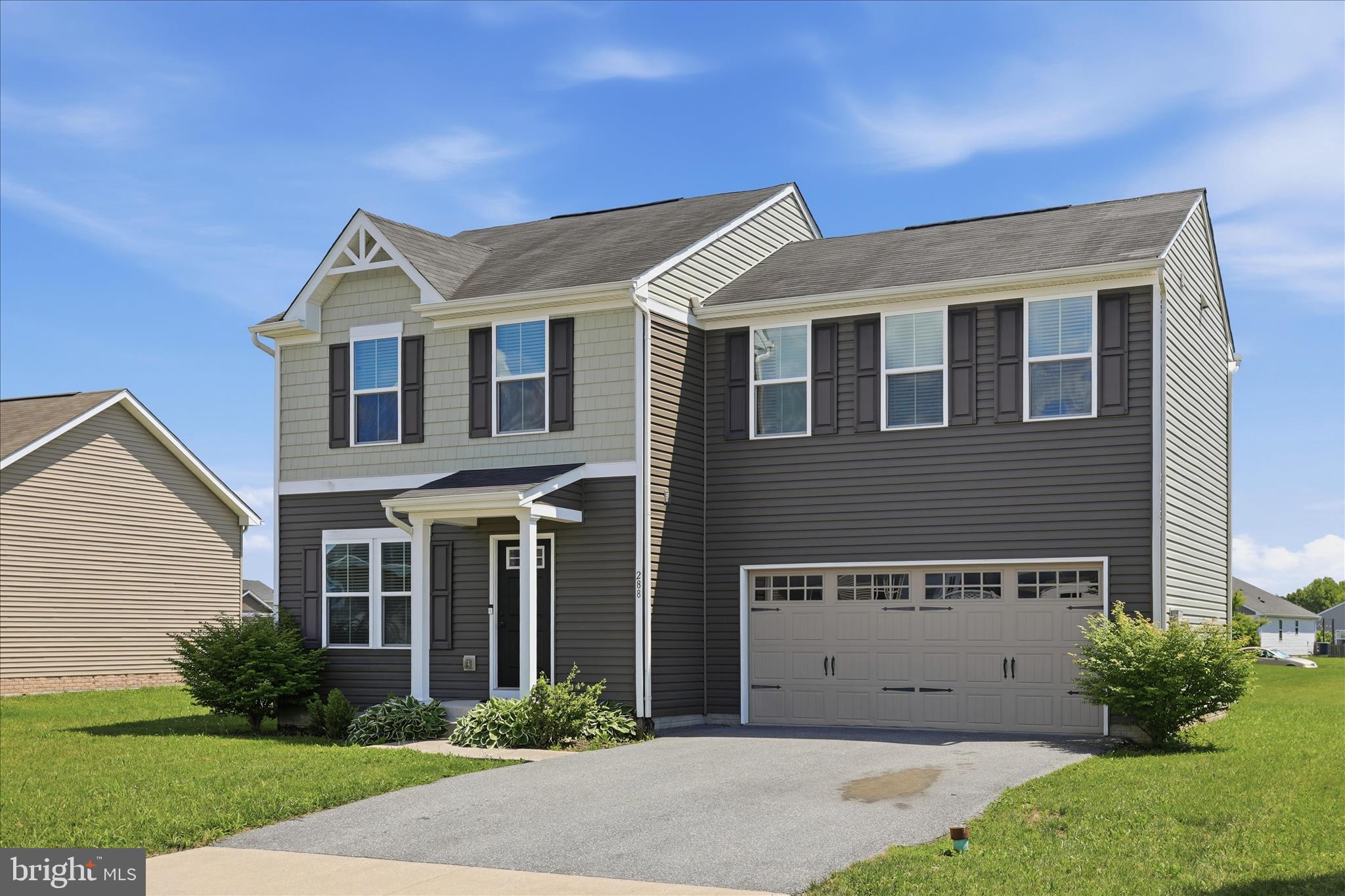 ARCADIA SPRINGS - Residential