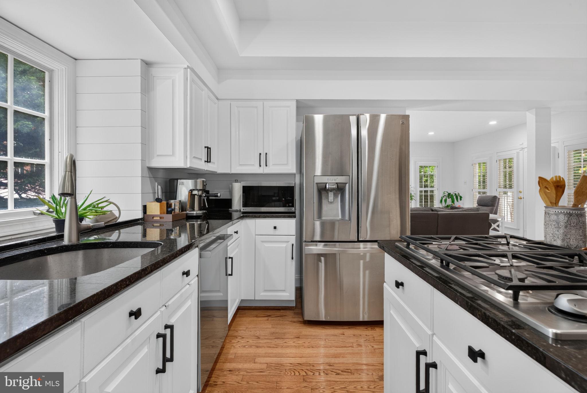 KENTLANDS - Residential