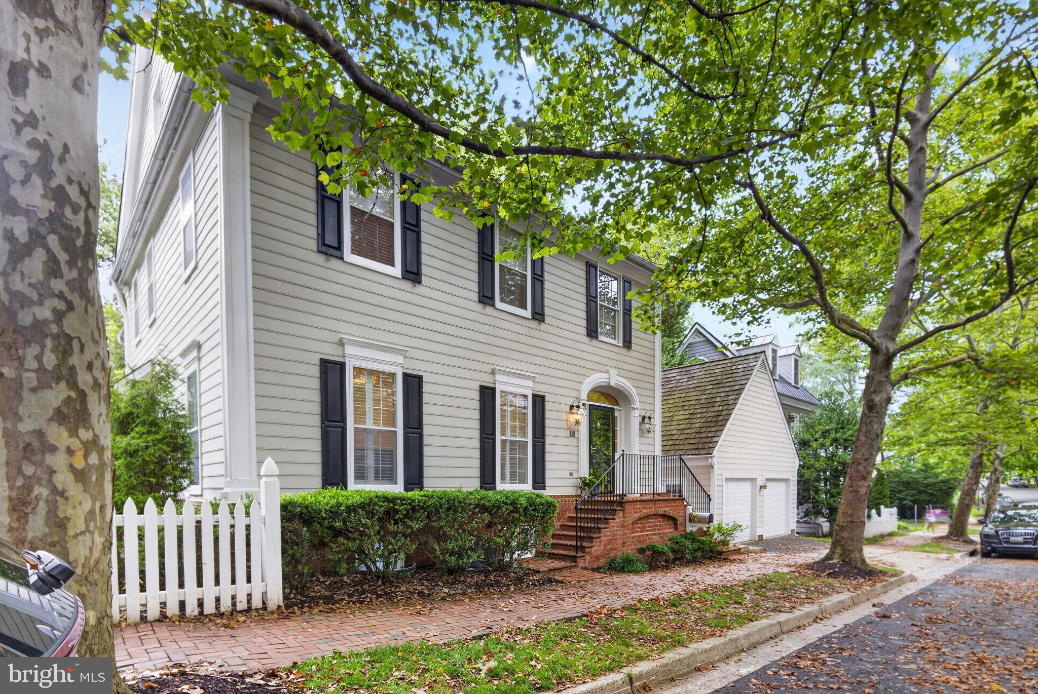 KENTLANDS - Residential