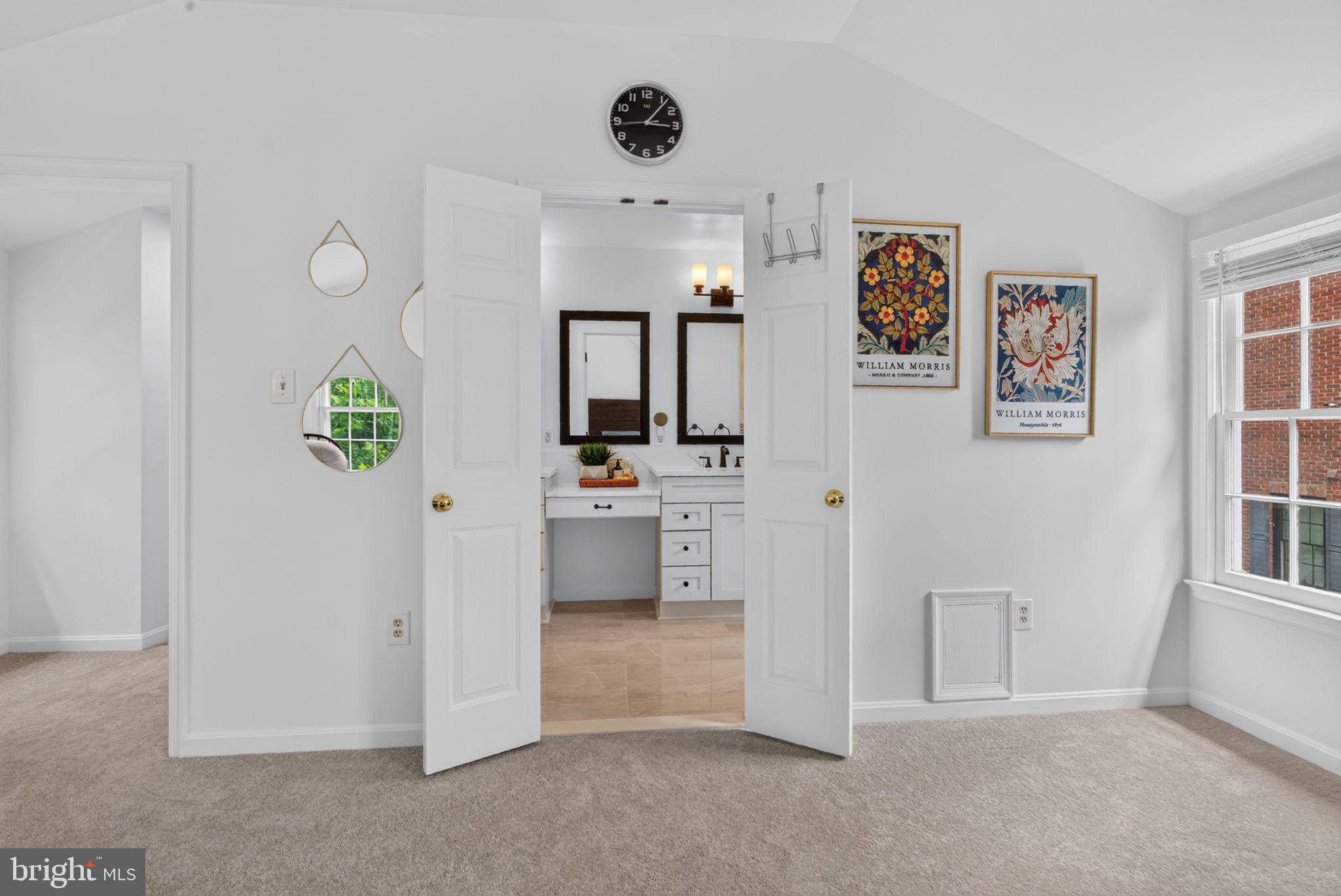 KENTLANDS - Residential