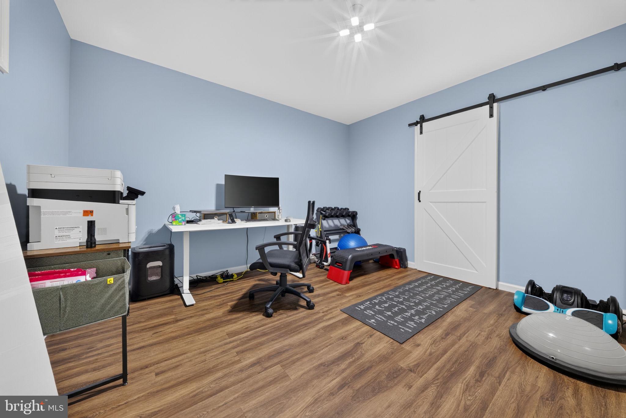 KENTLANDS - Residential