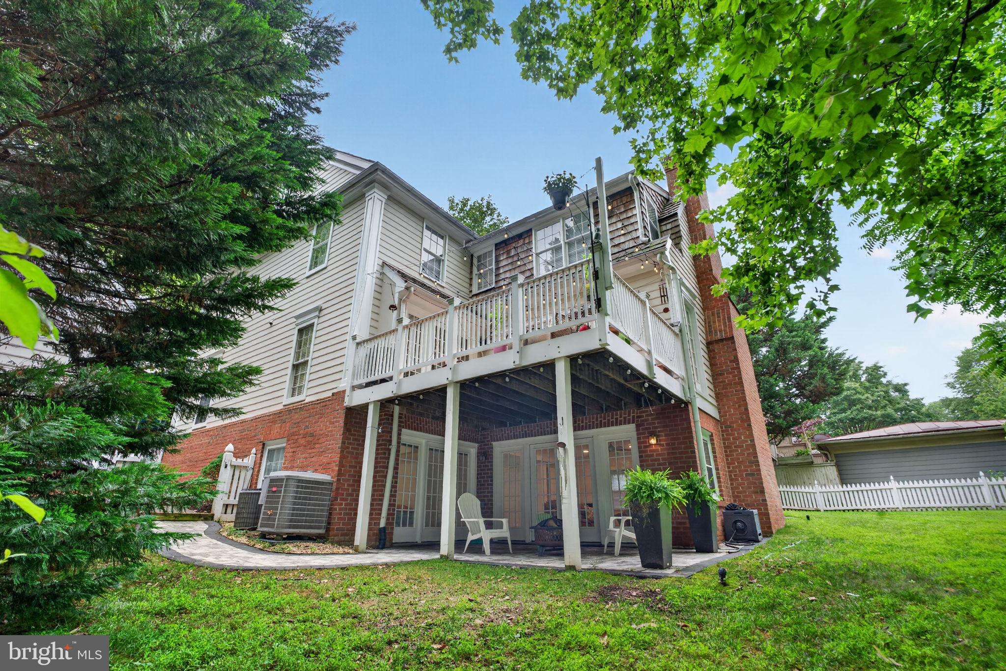KENTLANDS - Residential