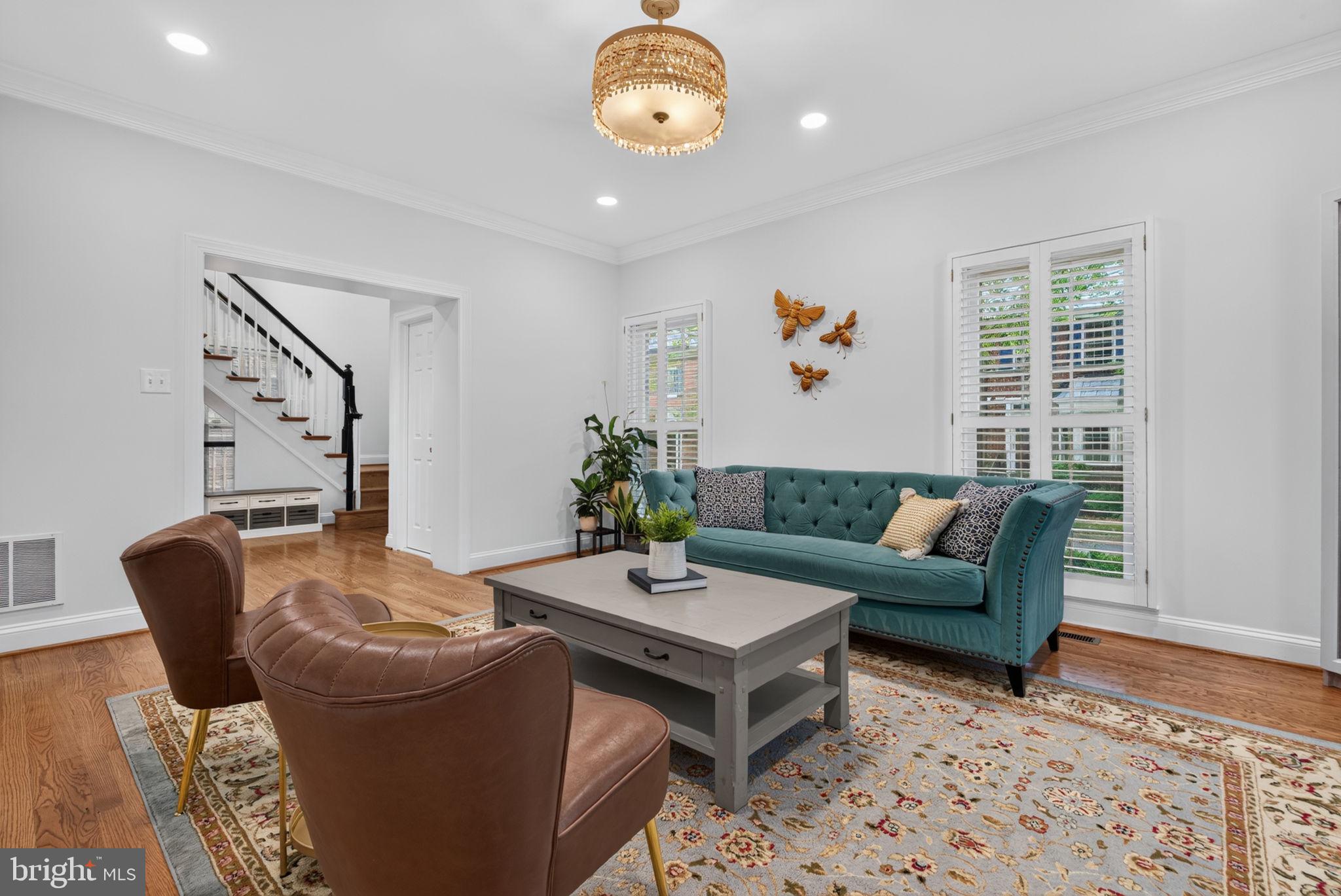 KENTLANDS - Residential