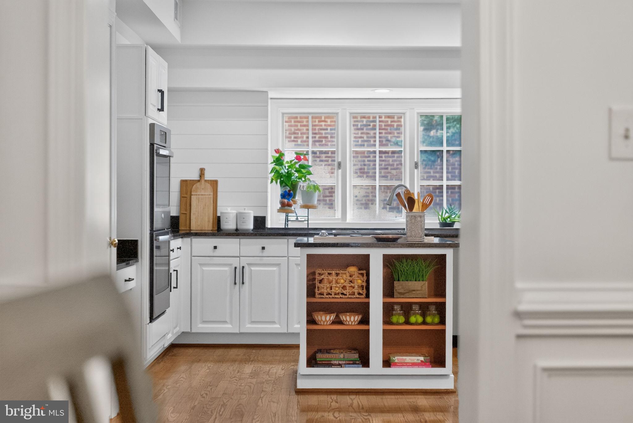 KENTLANDS - Residential