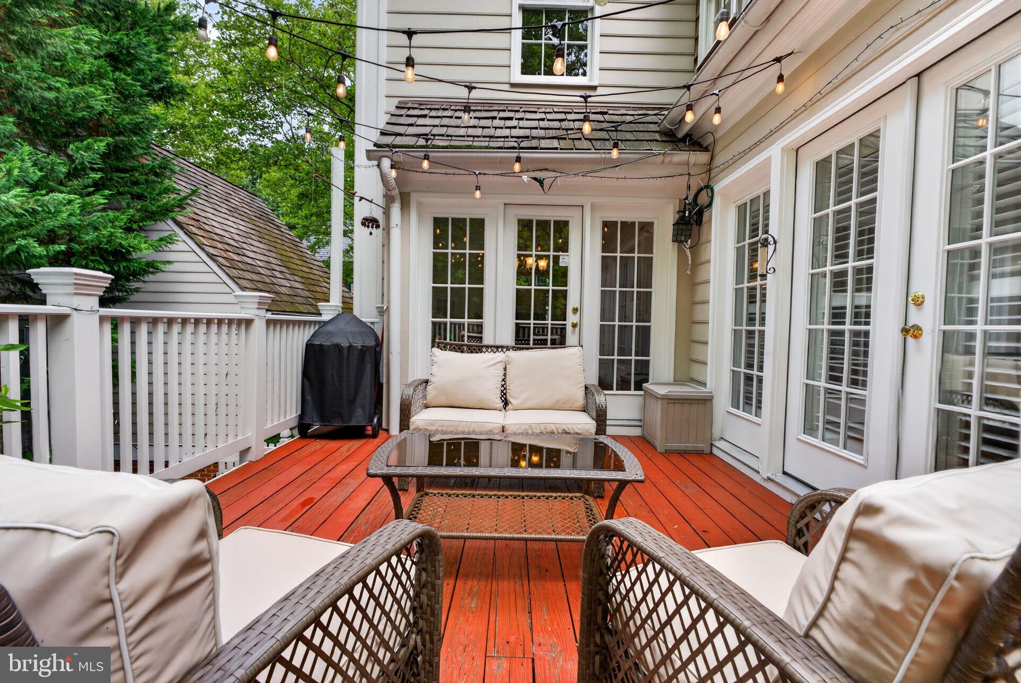 KENTLANDS - Residential